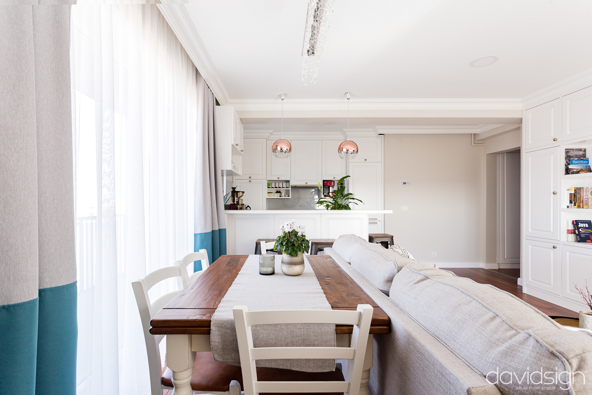 design interior loc de luat masa