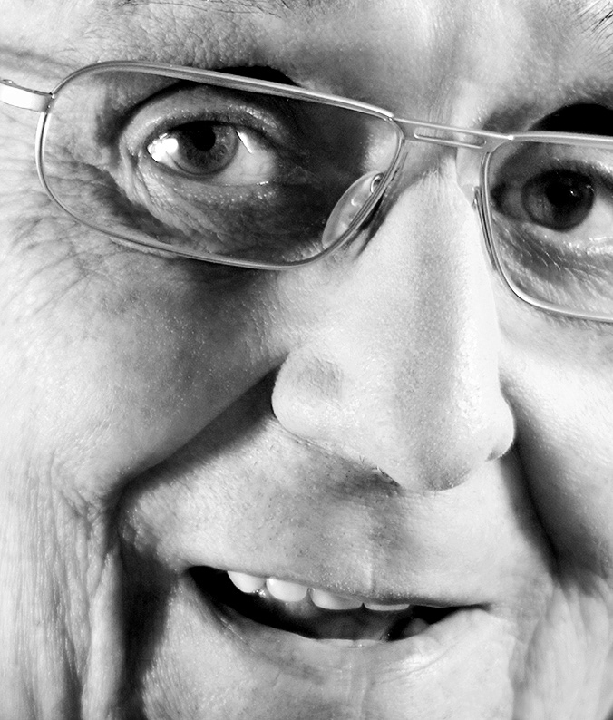 nahaufnahme, sw, dieter hildebrandt lächelnd