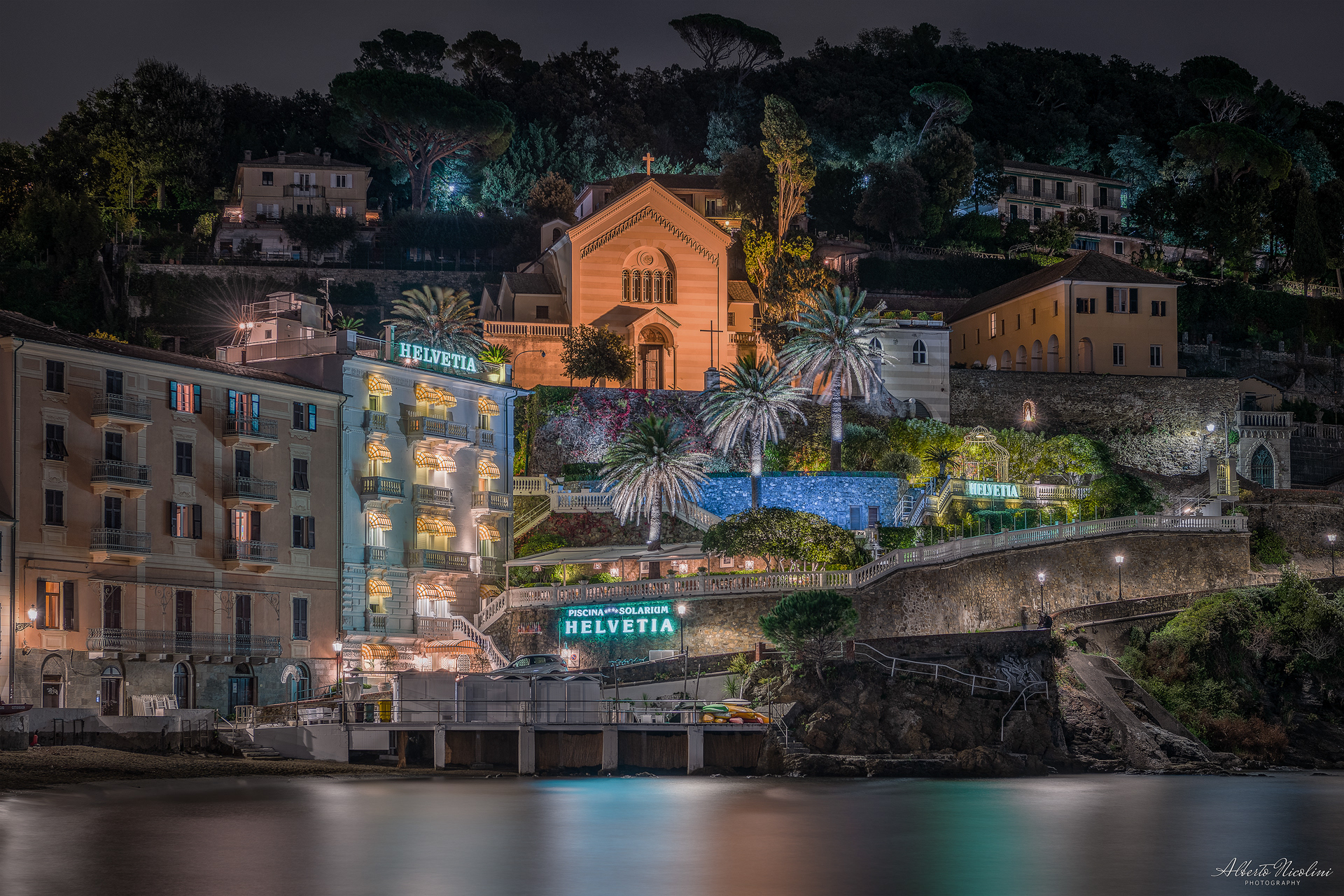 Baia del Silenzio e hotel Helvetia