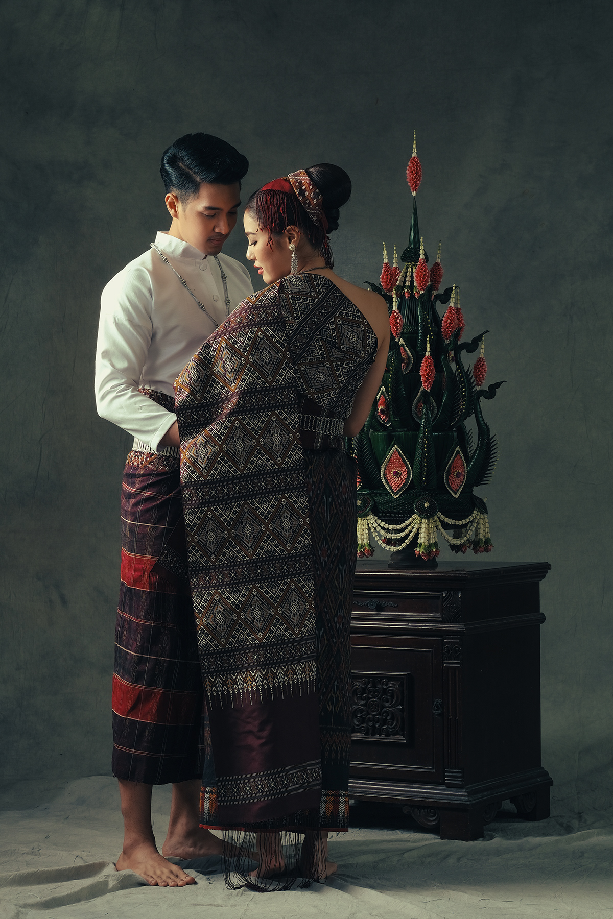 David Ryo Photographer - Esan-Thai traditional wedding costumes by ...