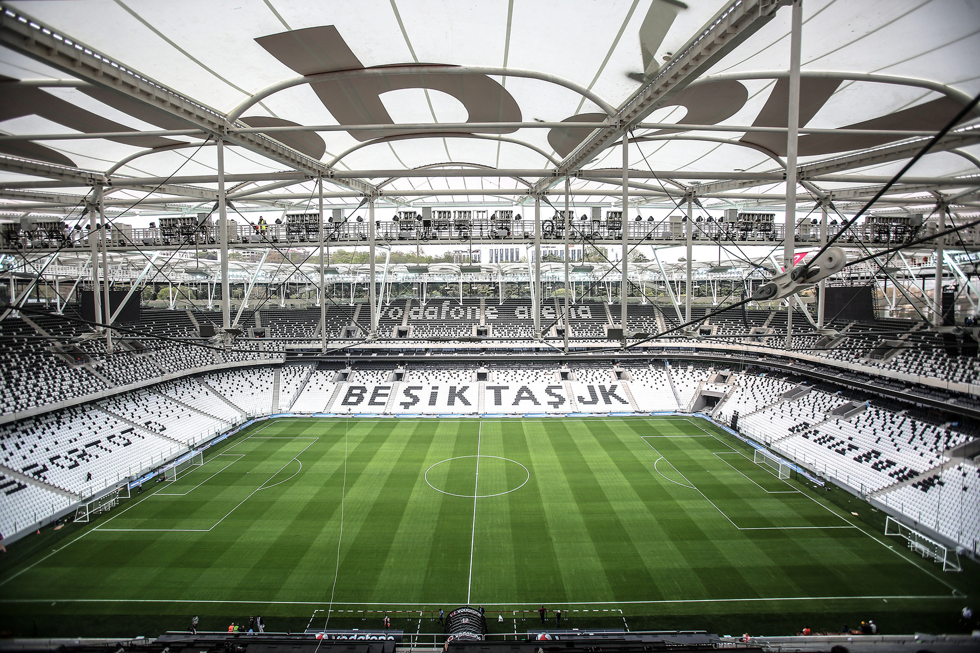Tolga Adanalı VODAFONE ARENA
