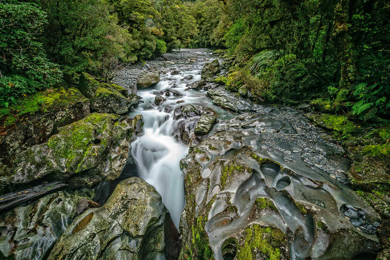 The Chasm, Cleddau River, Milford Sound - Fjiordland