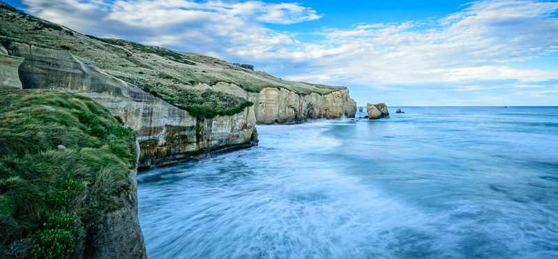 Cliffs at Tunnel Beach, Dunedin - Otago