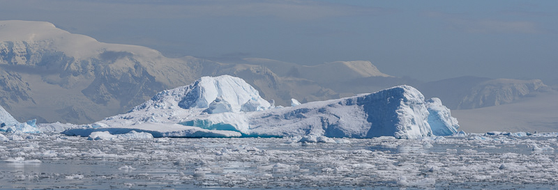 Large iceberg - Cierva Cove