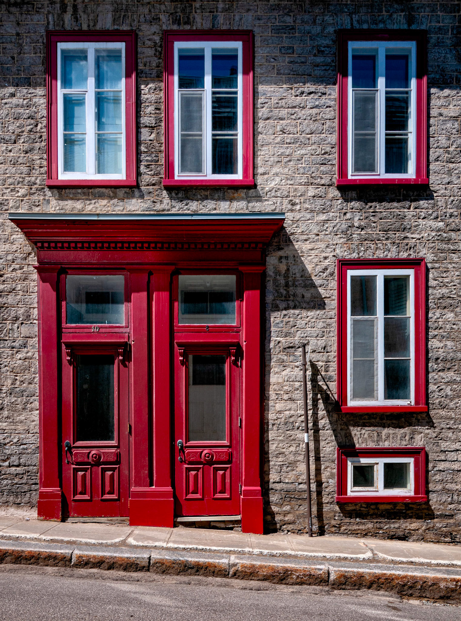 Red Trim, Qecbec City