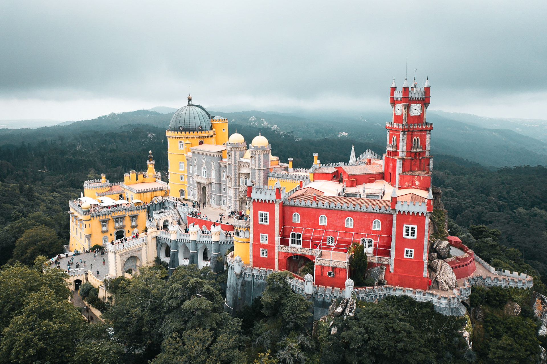 Josh Pratt | https://www.instagram.com/mrjoshpratt/