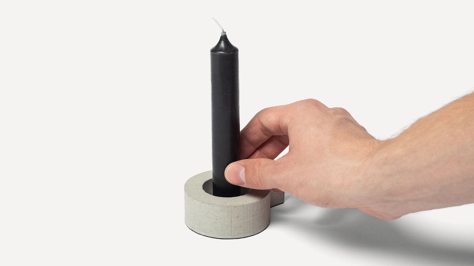 Product Q-light, concrete candle holder