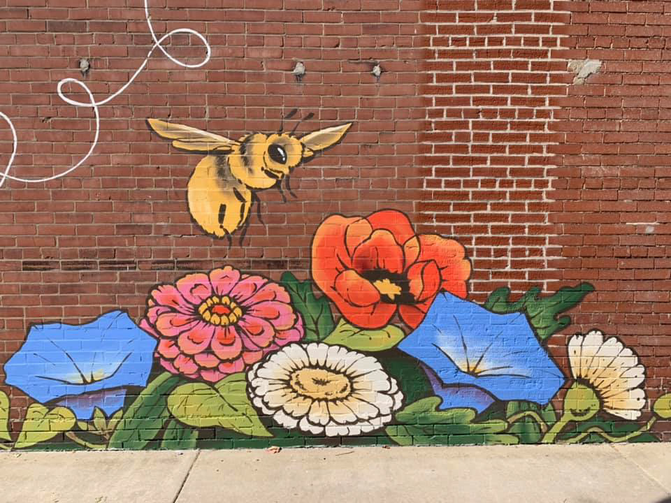 Belleville in Swing (detail) | Belleville Mural Project | 225 E Main St Belleville, IL 62220