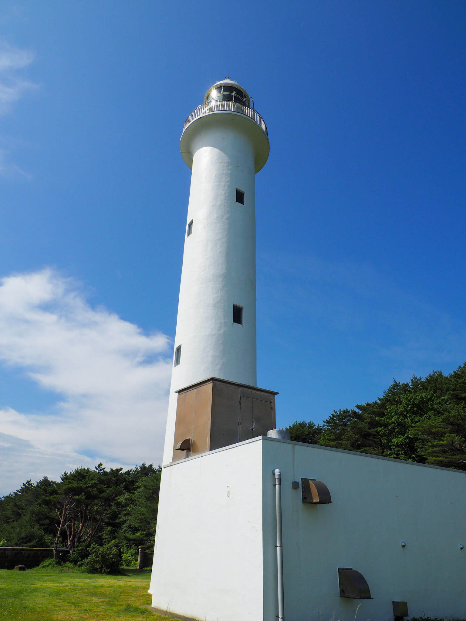 魹ヶ埼灯台