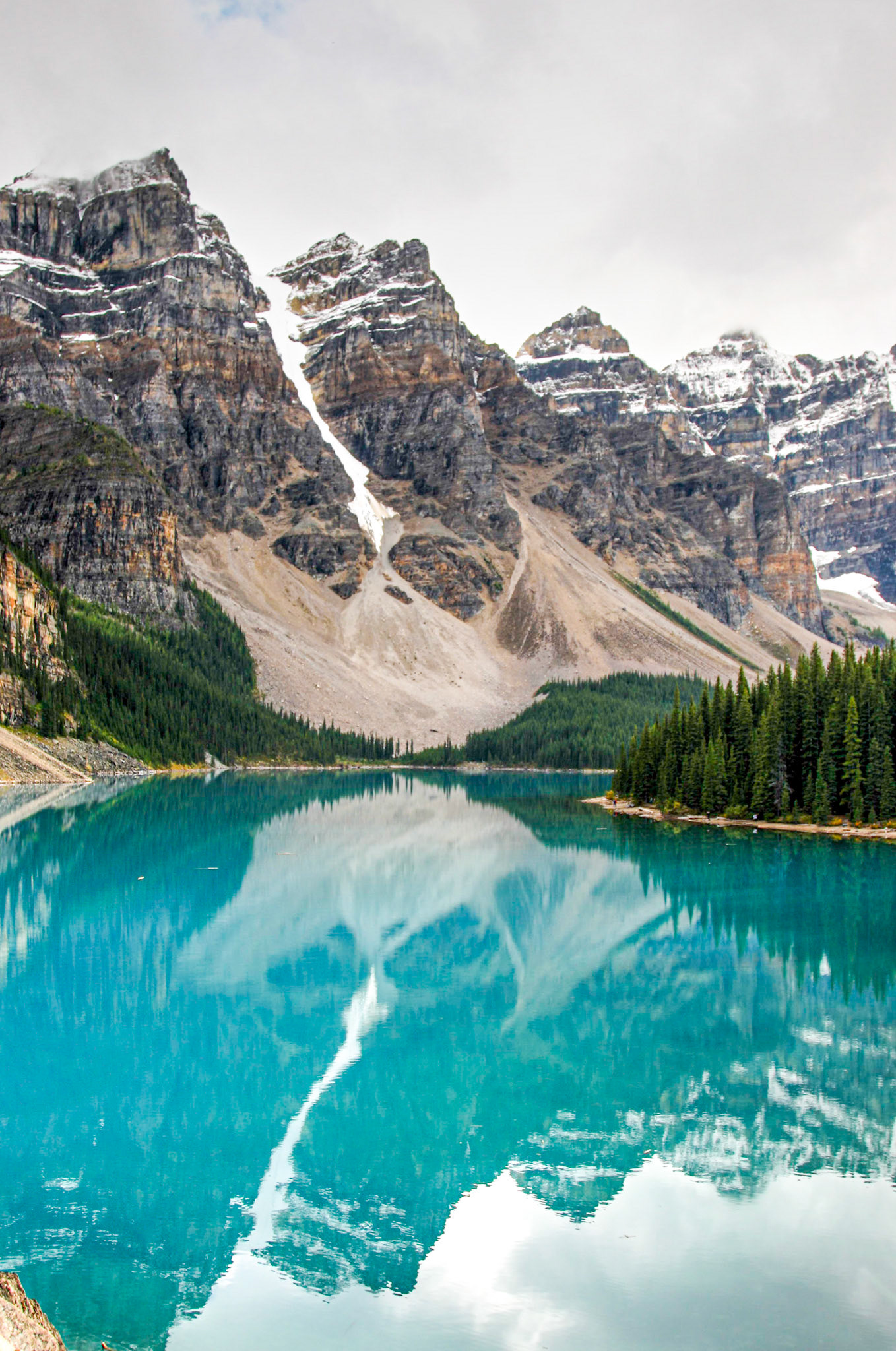 Lake Moraine at Banff national park with reflection on the water
