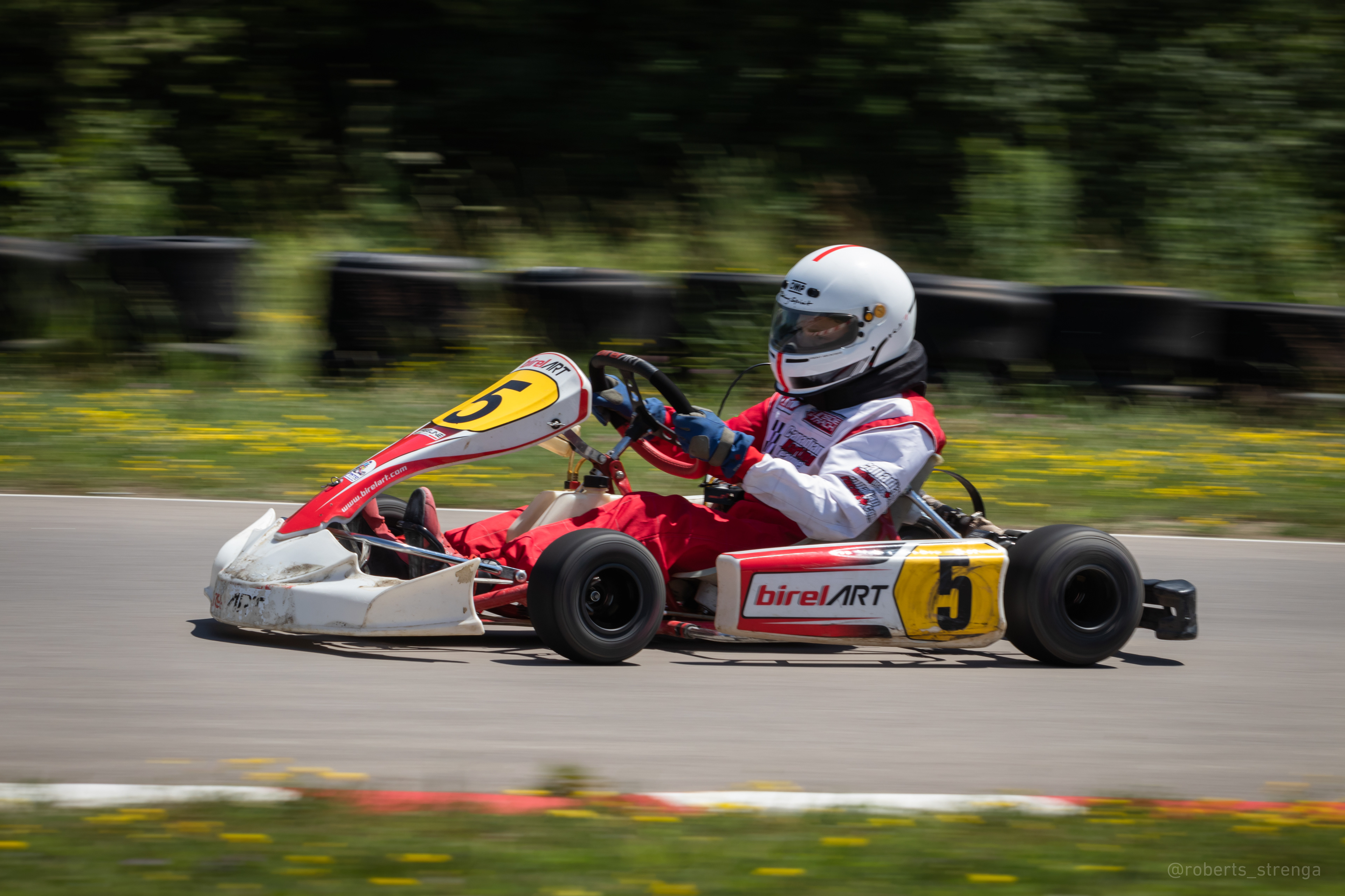 Outdoor go kart racing image