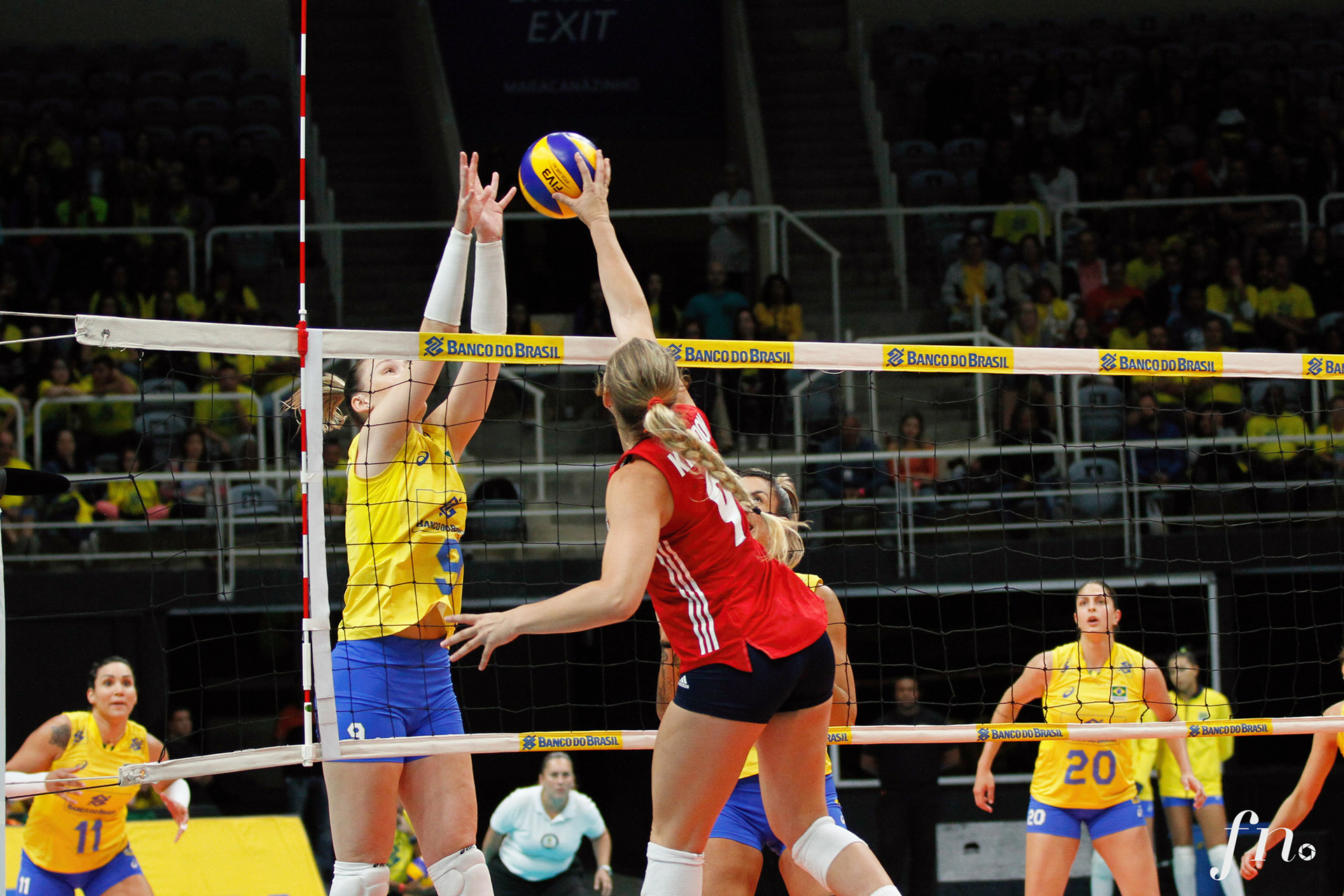 Vôlei Internacional (feminino) - Amistoso Brasil x Estados Unidos - Foto: Fred Nogueira