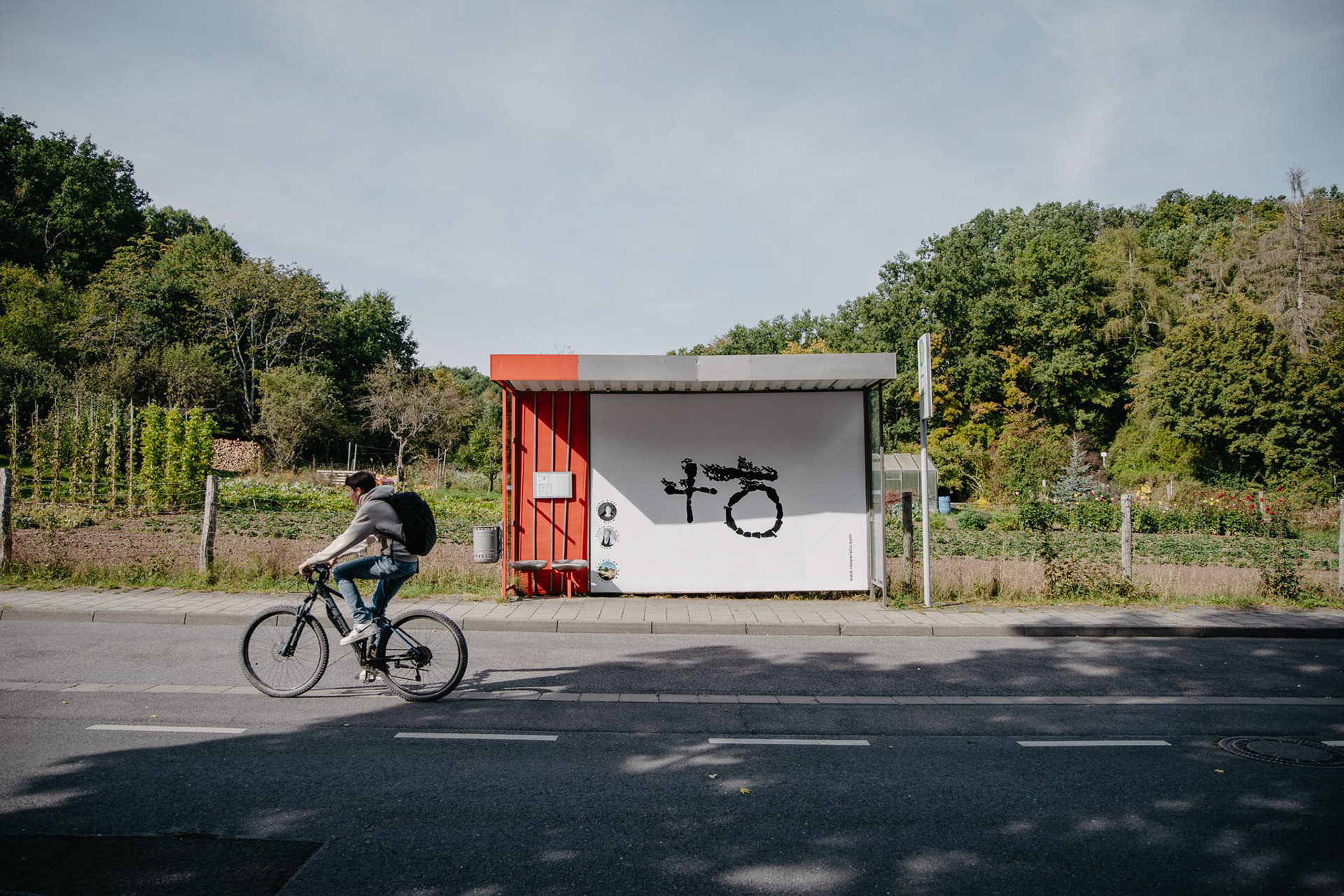 Art Bus Stop // Saskia Bladt und Sophie von Arnim