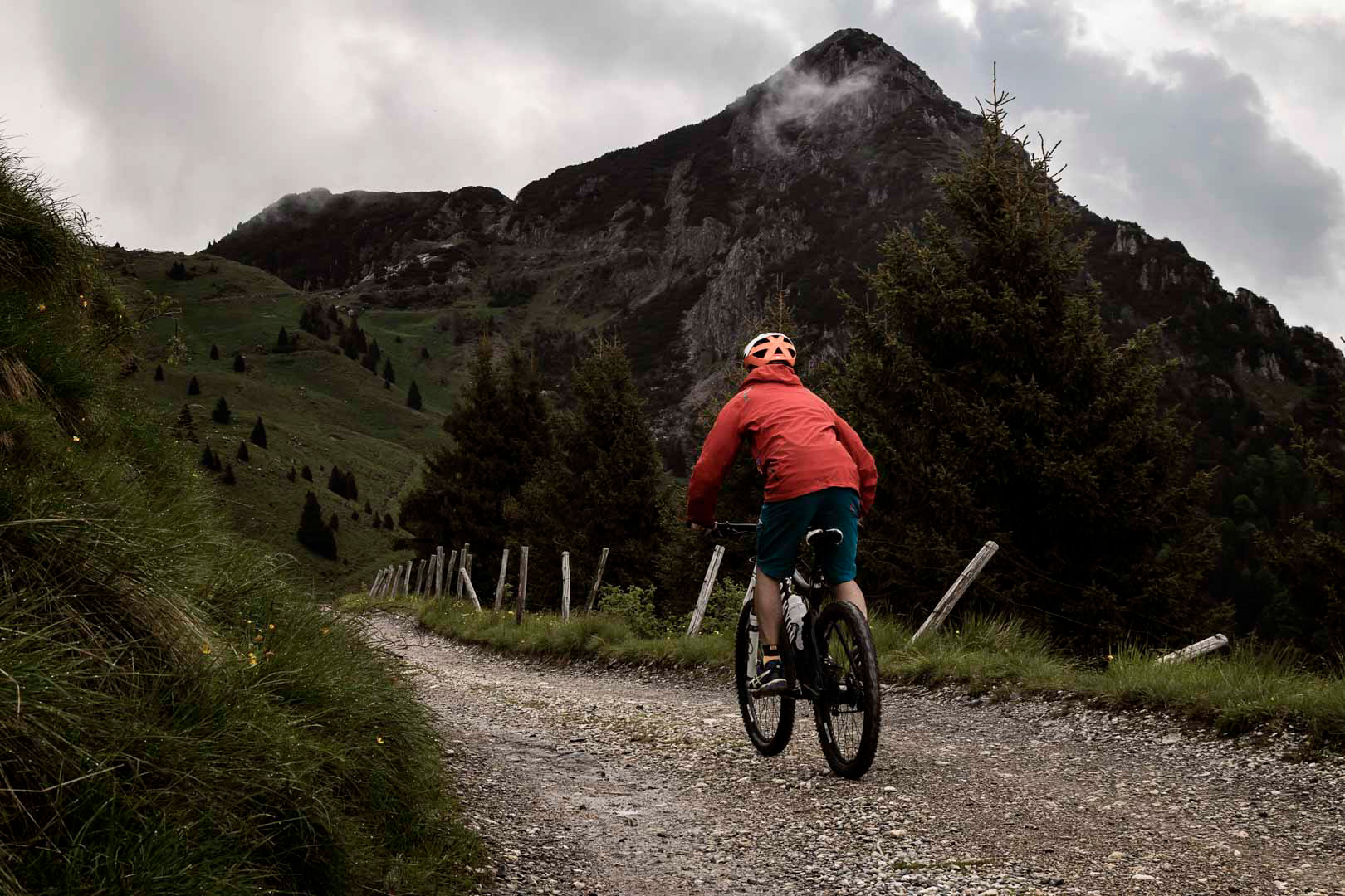 biking monte tremalzo.