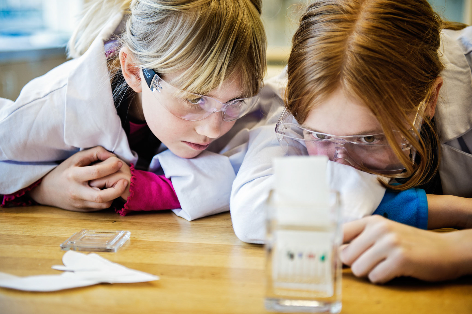 The Kids Nobel Club visits the Chemistry School at the Royal Institute of Technology in Stockholm.