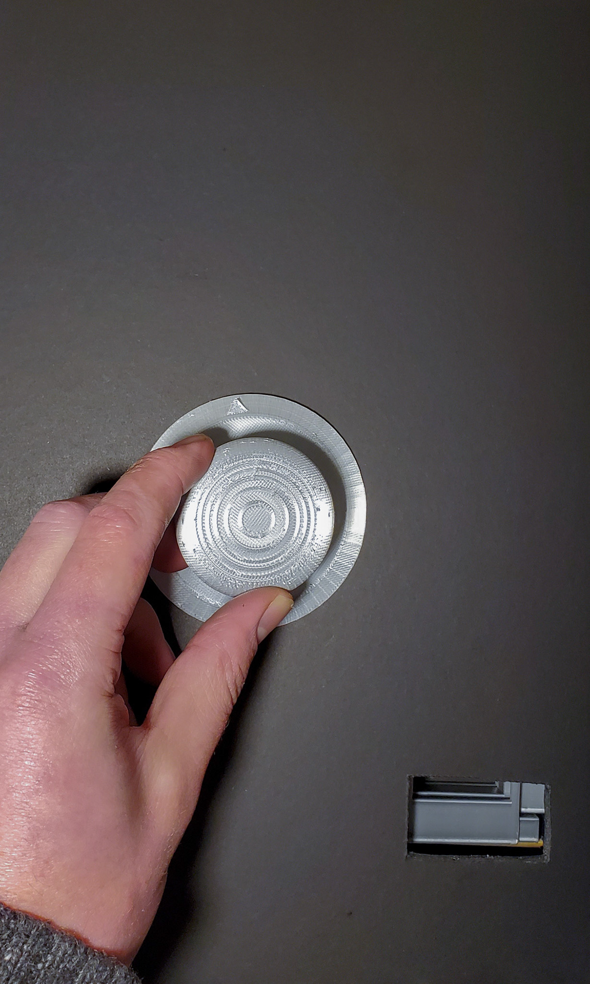 Dial controls the circle maze