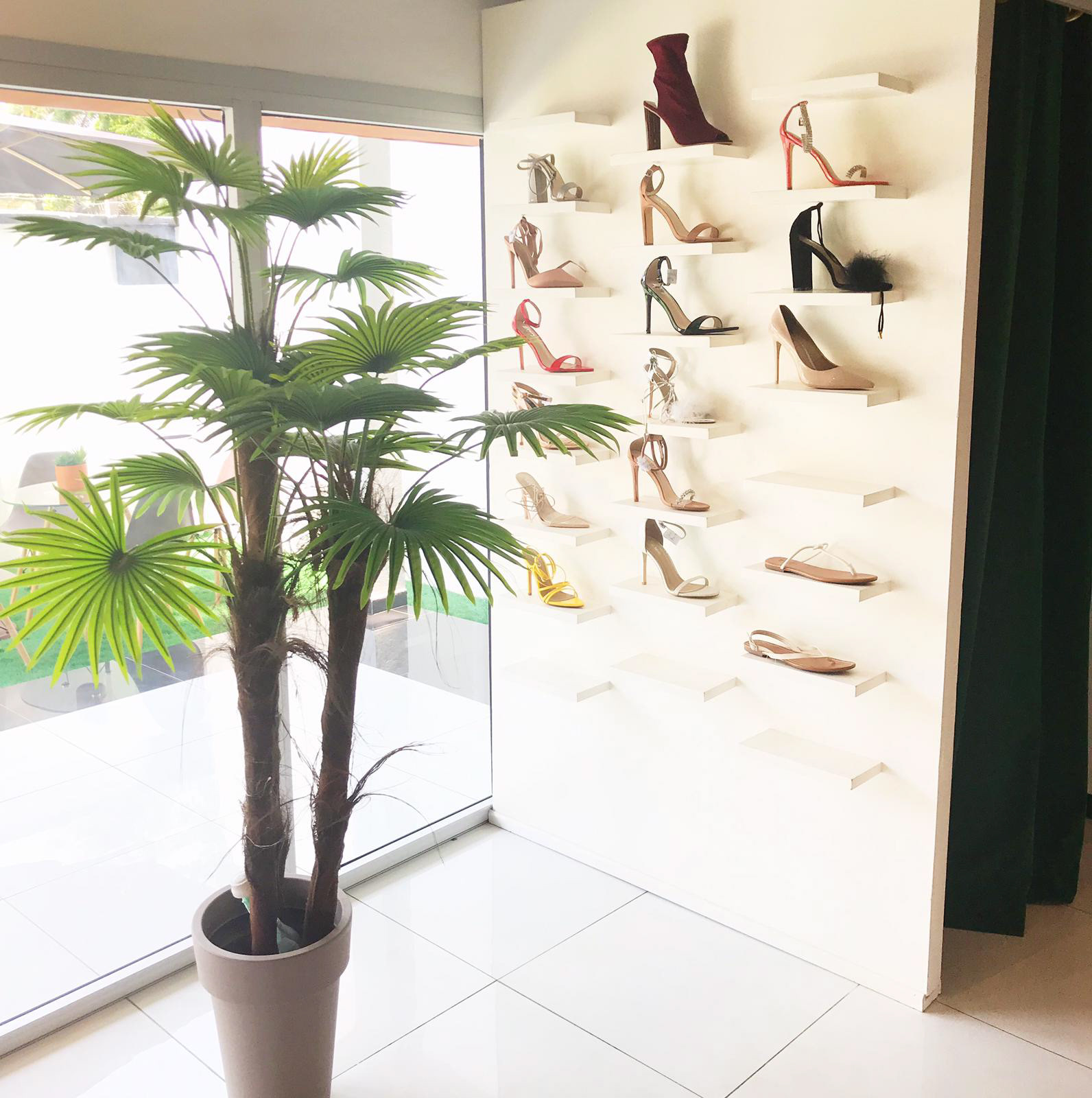 Etagère de chaussures