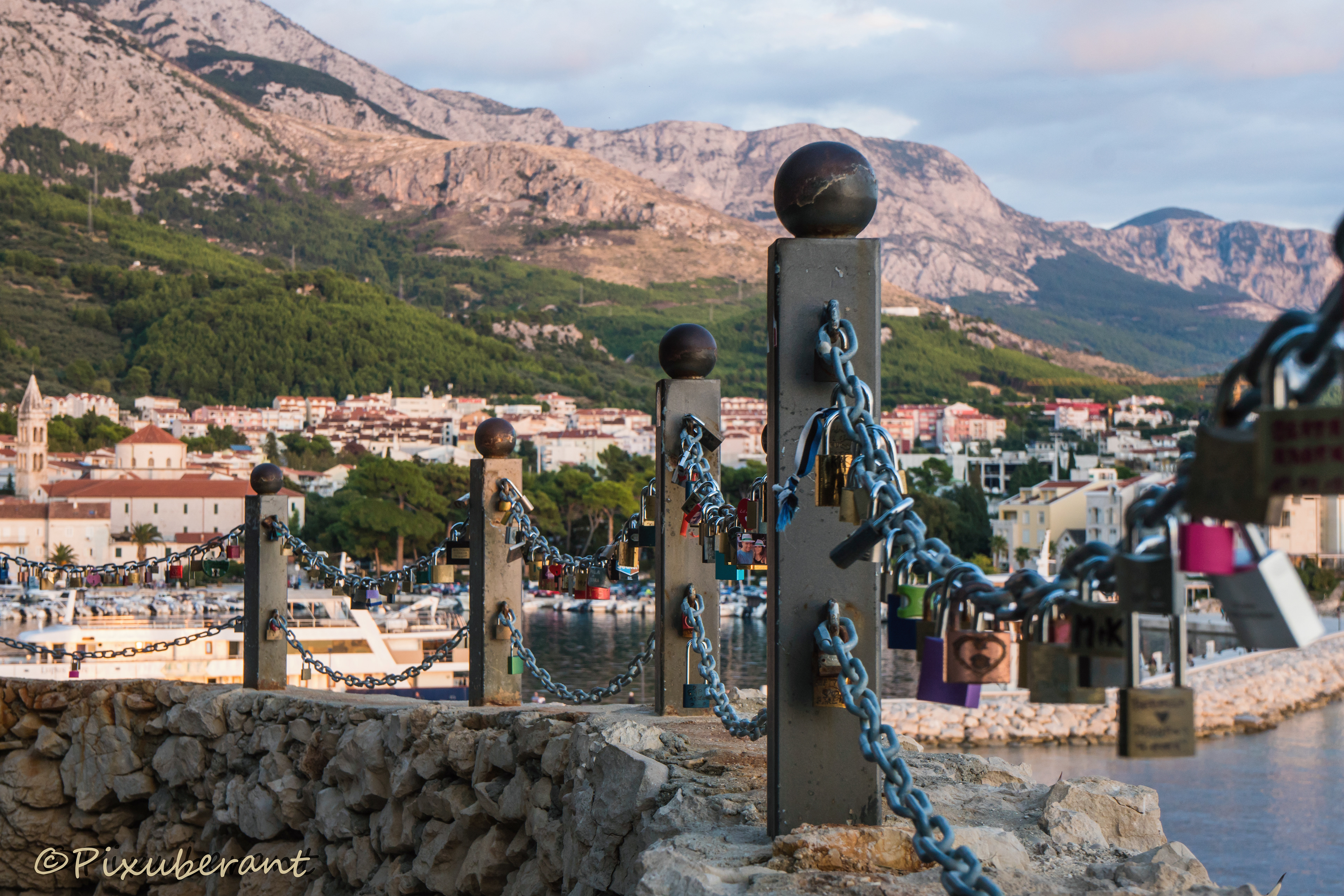 love locks Makarska