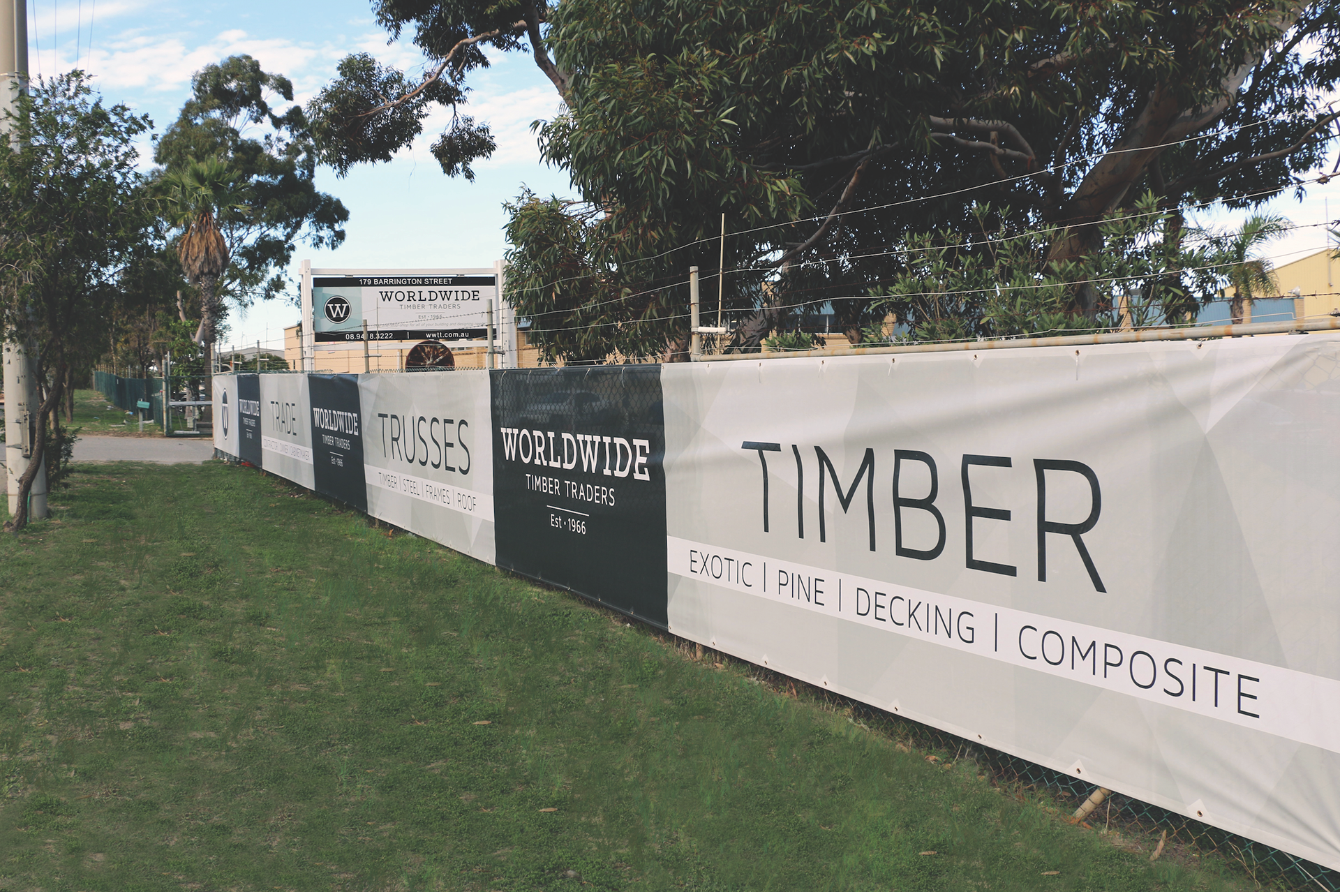 55 Meter Fence Mesh Graphics