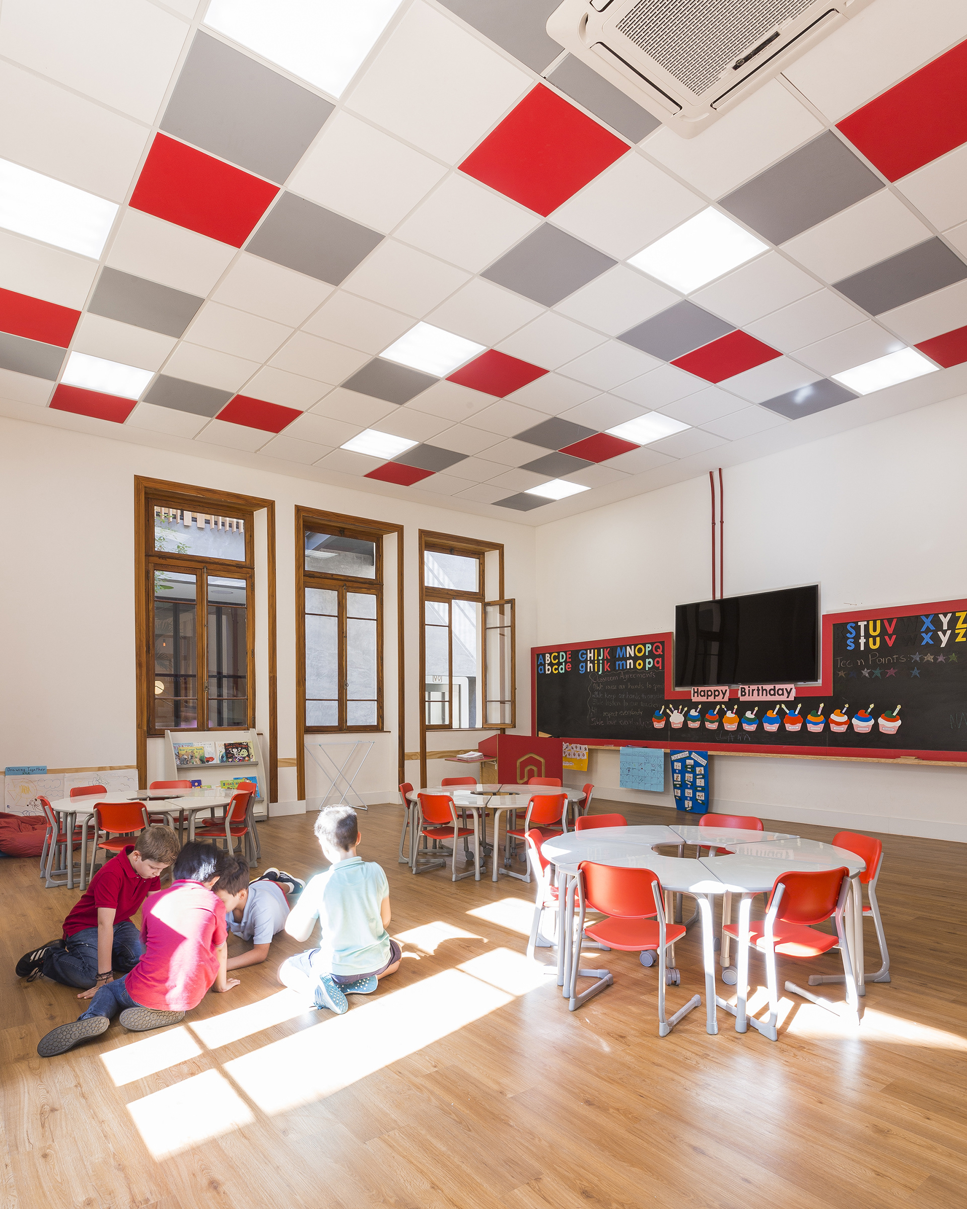 Red House International School | Studio DLux