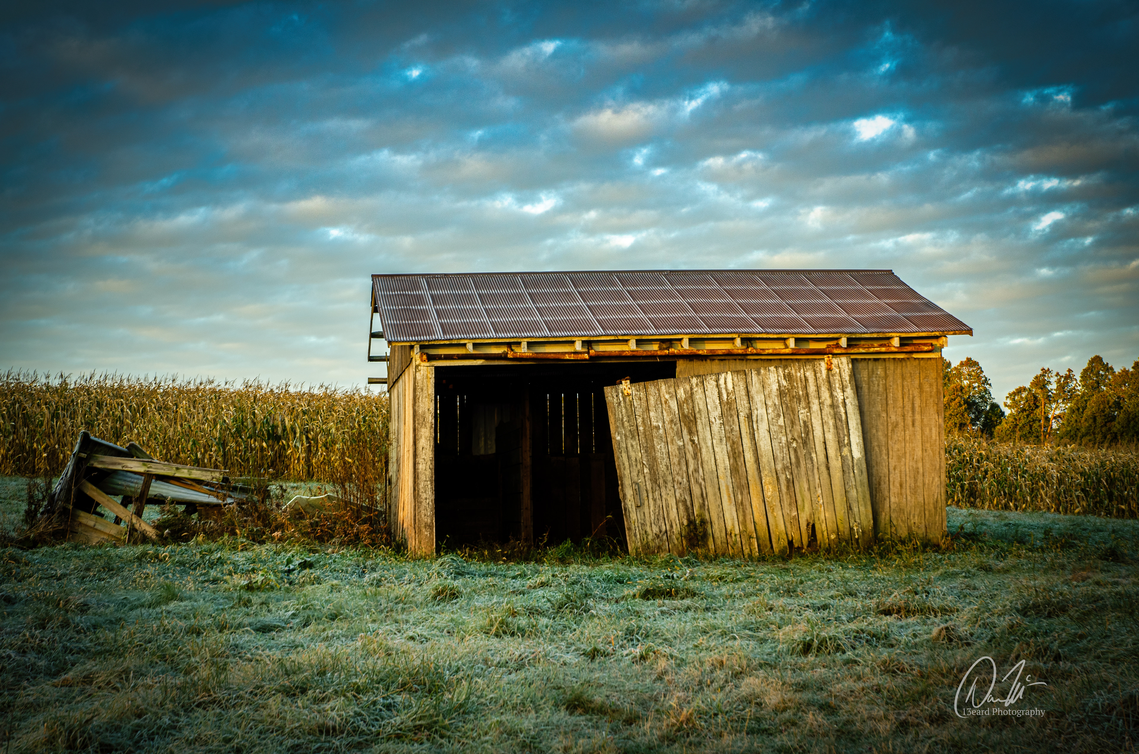 13eardphotogrphy - The Outside World