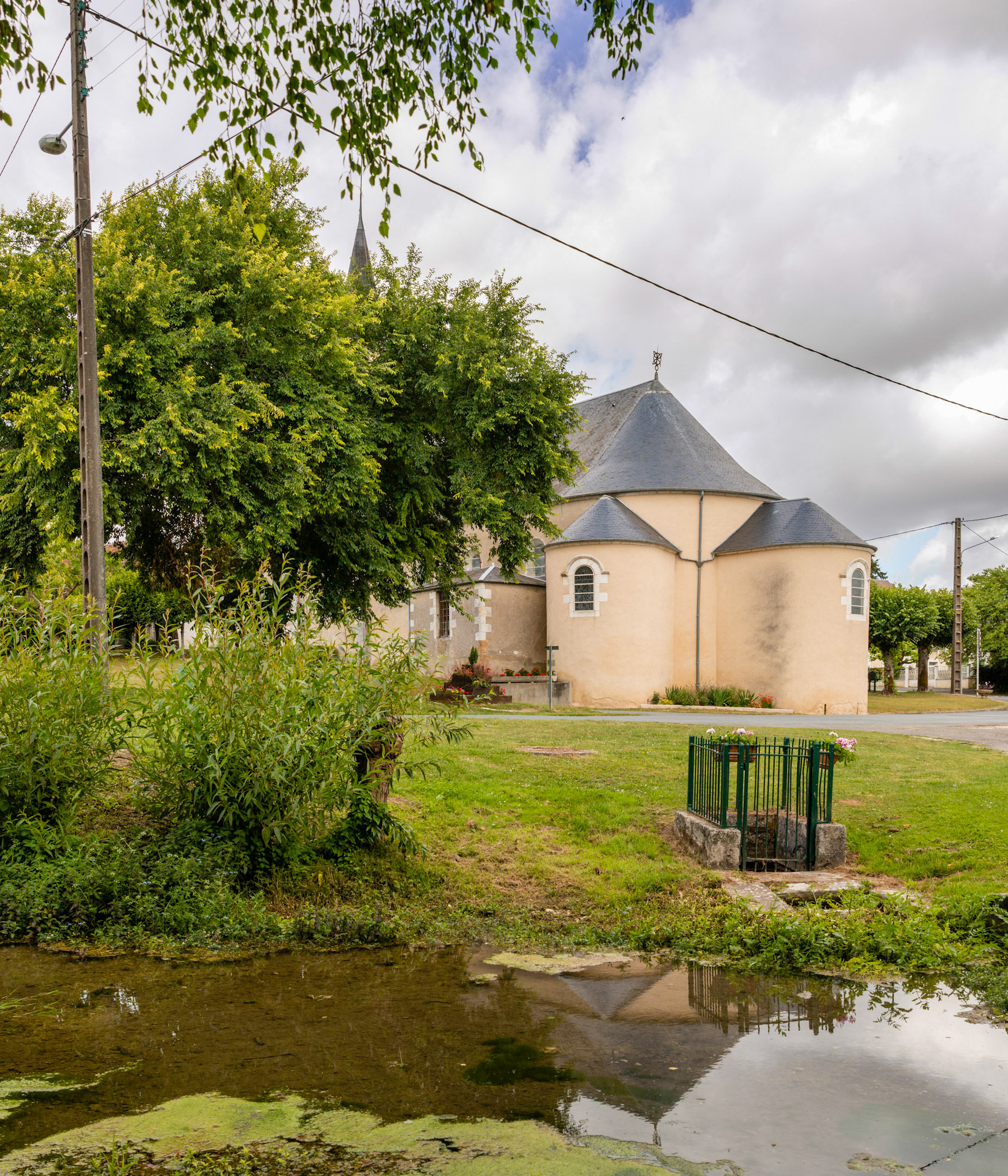 Eglise de Jalognes