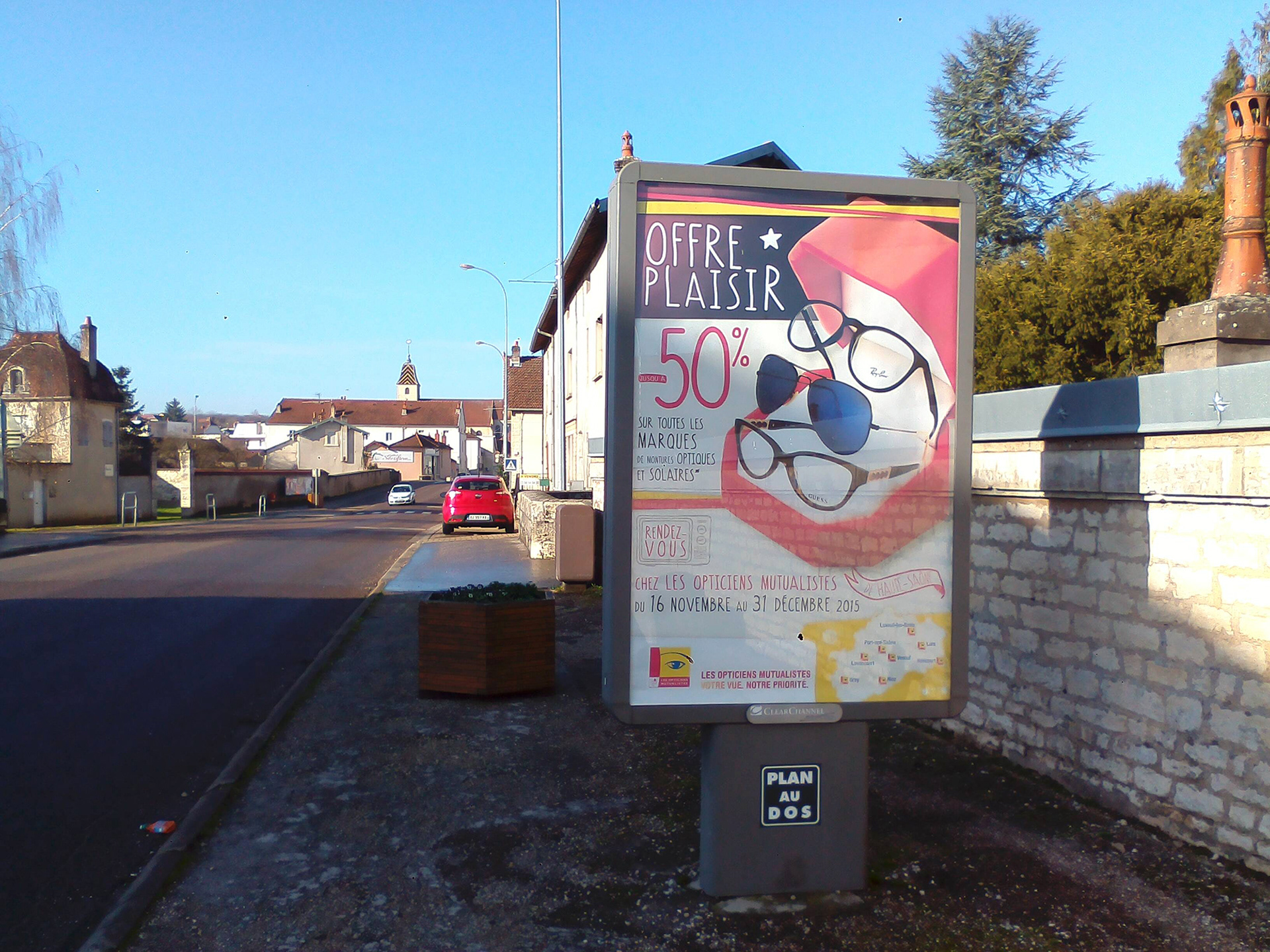 Affichage urbain Les Opticiens Mutualistes (Ecouter Voir)