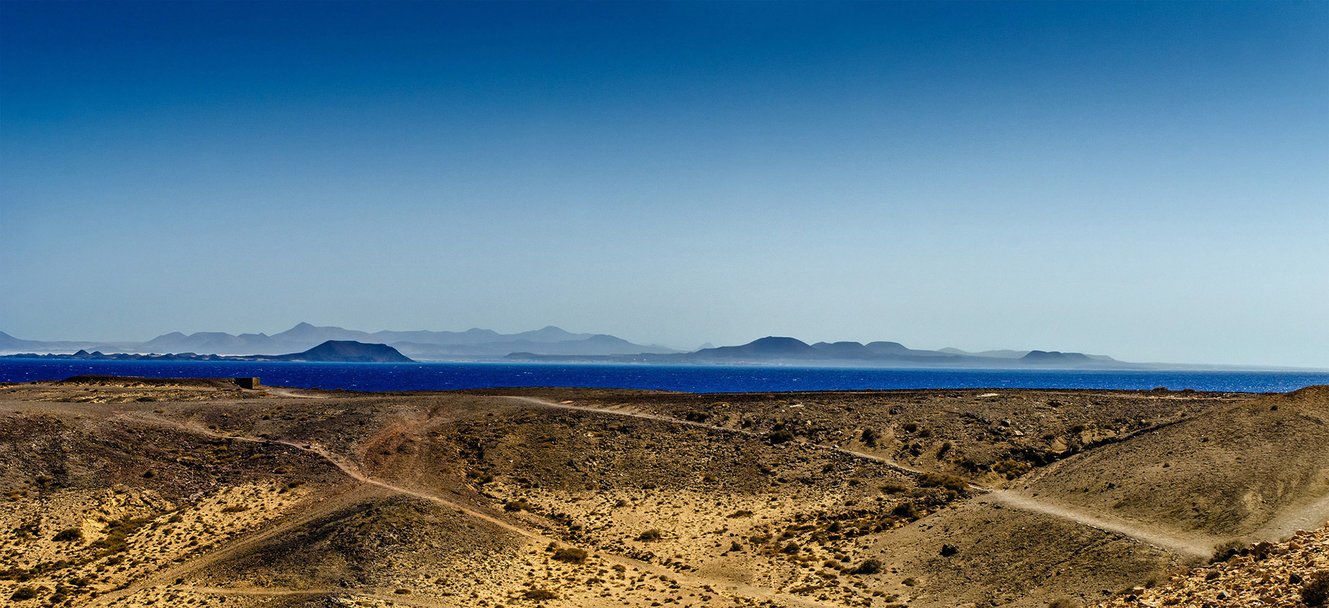 Côte volcanique à Lanzarote.
