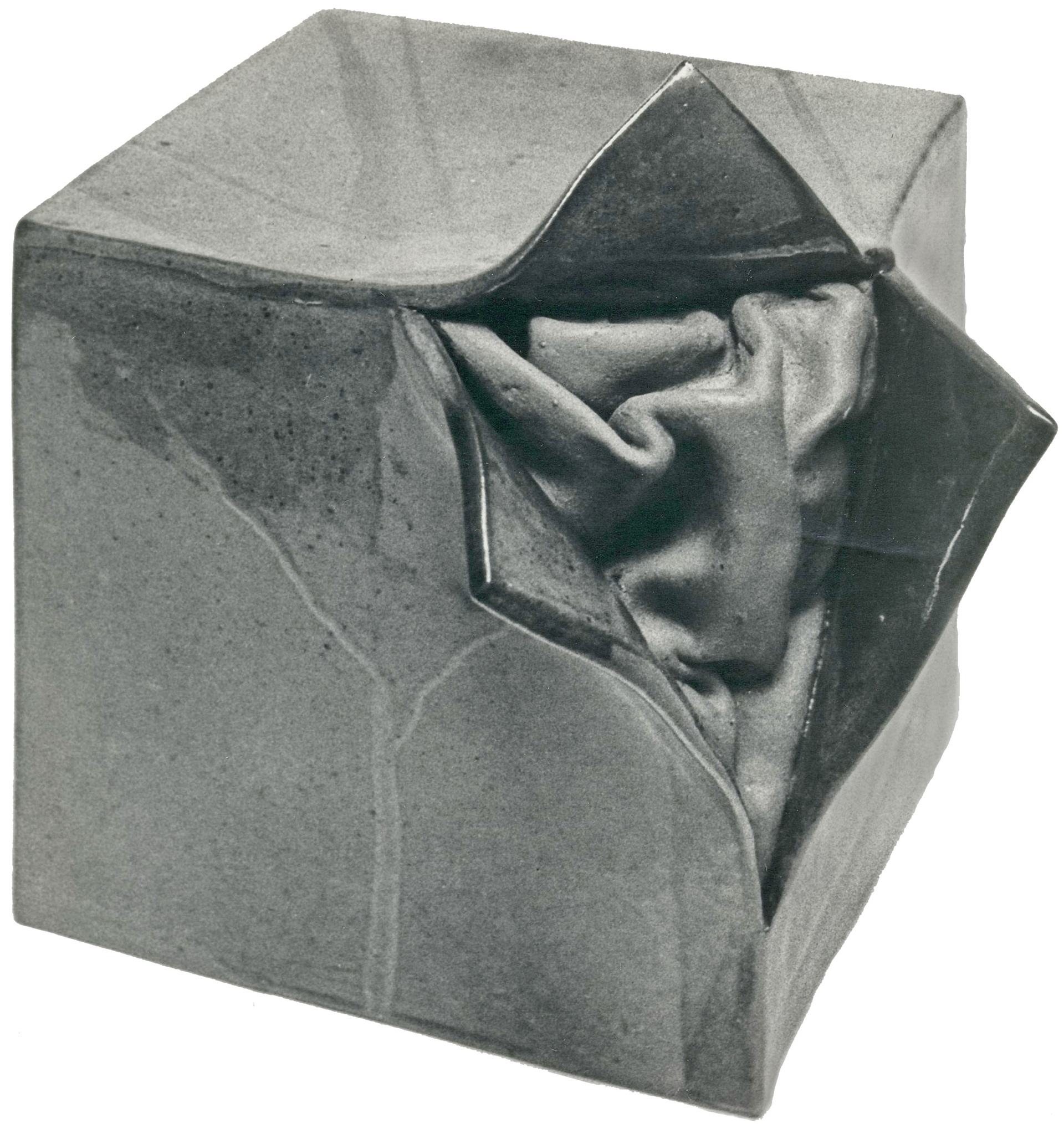 SPLIT OPEN BOX 1981 - glazed ceramic