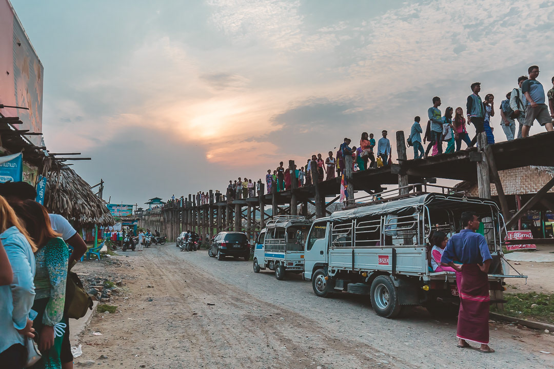 Burma, Mandalay