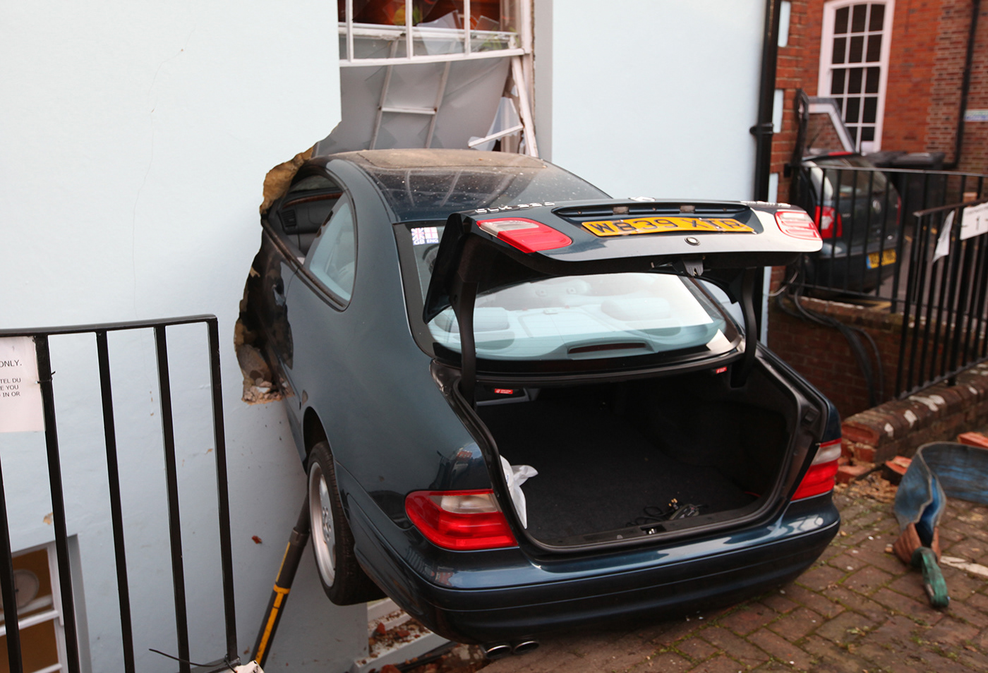 News photography by Hampshire photographer Stuart Martin