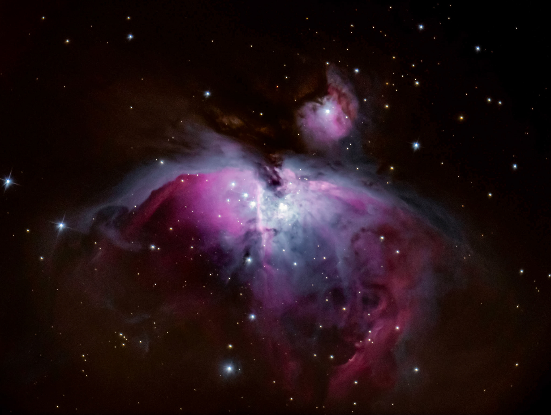 Made from 51 light frames by Starry Sky Stacker 1.3.1.  Algorithm: Dark Median