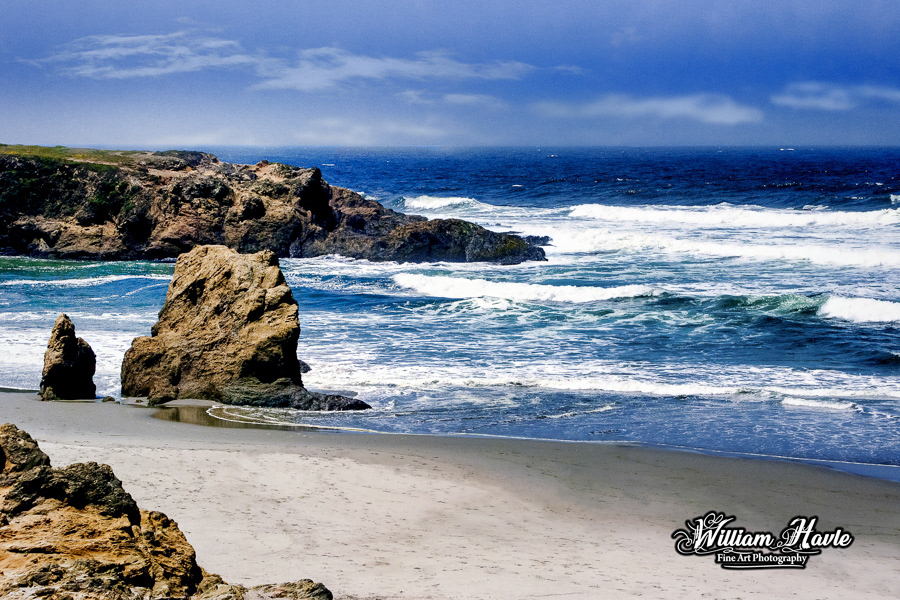 Rocky Beach Blue Mendocino