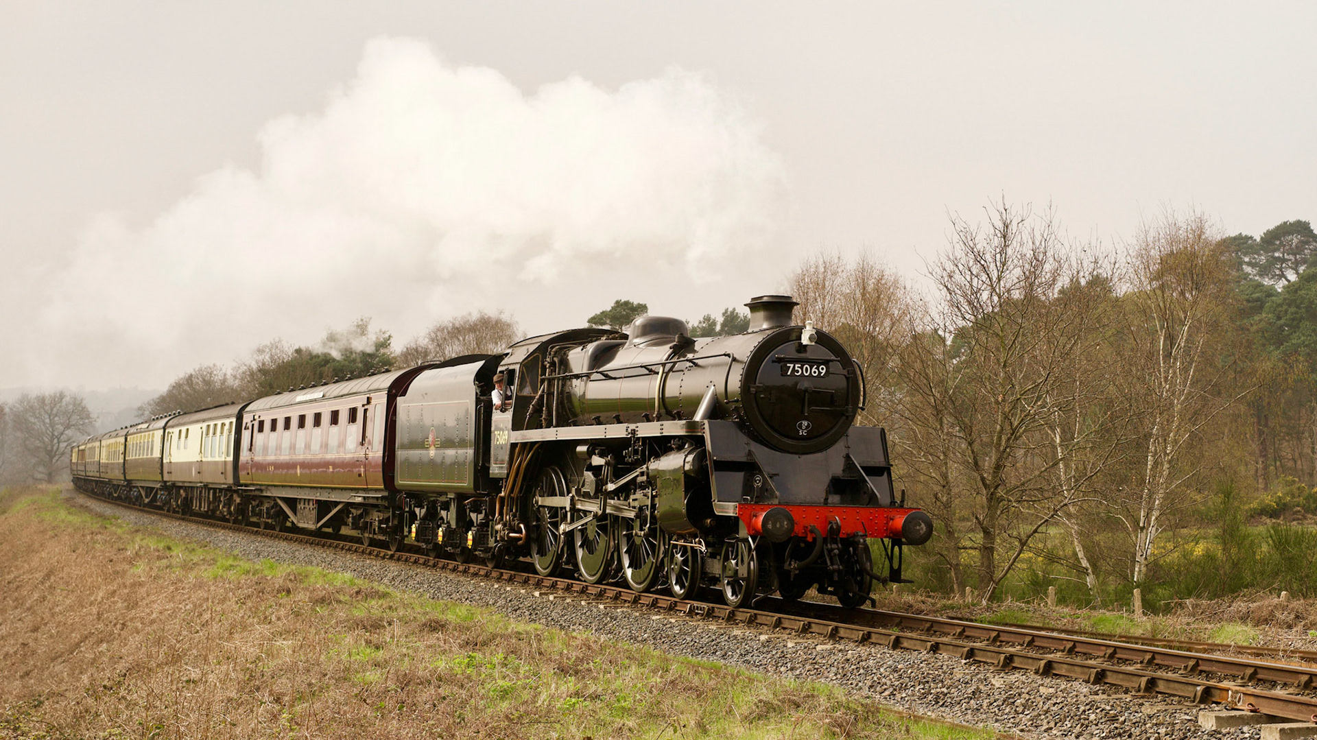 75069 heads towards Kidderminster