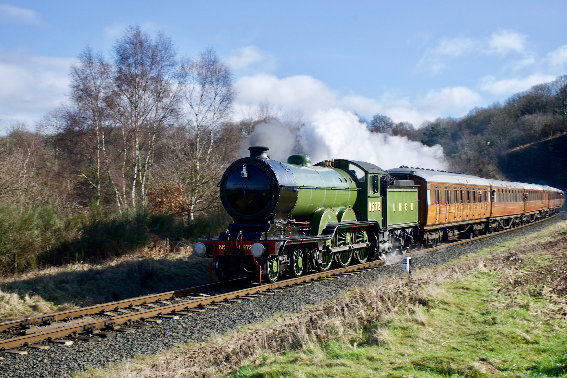 B12 8576 emerges from Bewdley tunnel