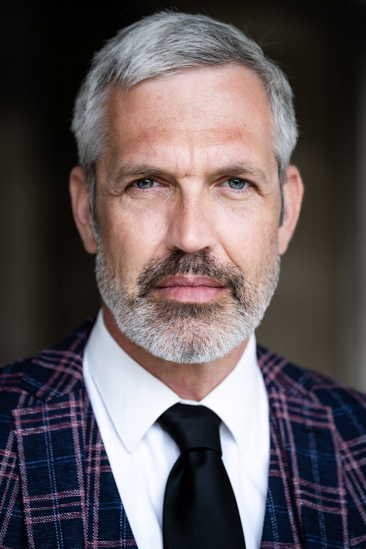 Gregory B. Waldis Potraitfotografie Berlin - Portraits von HENNING KOBER