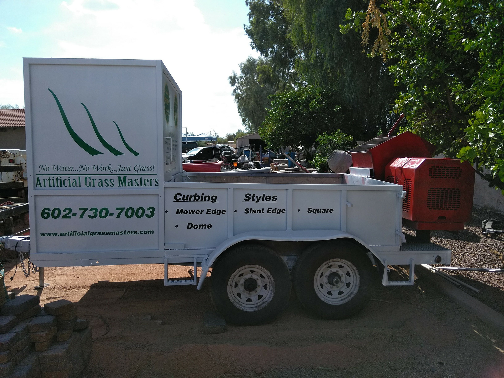 Trailer Vinyl Side