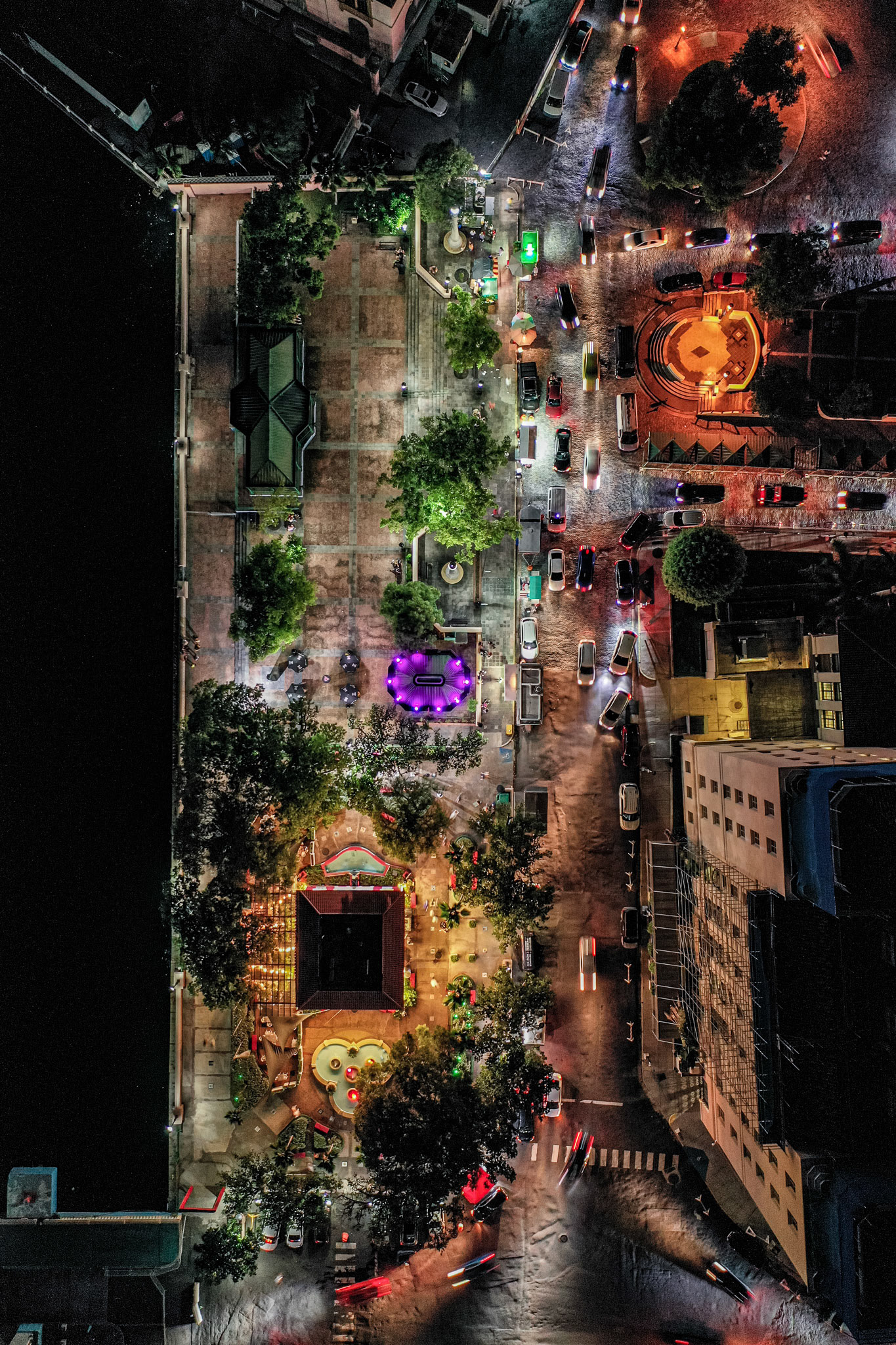 Plaza Dársenas de noche, Viejo San Juan