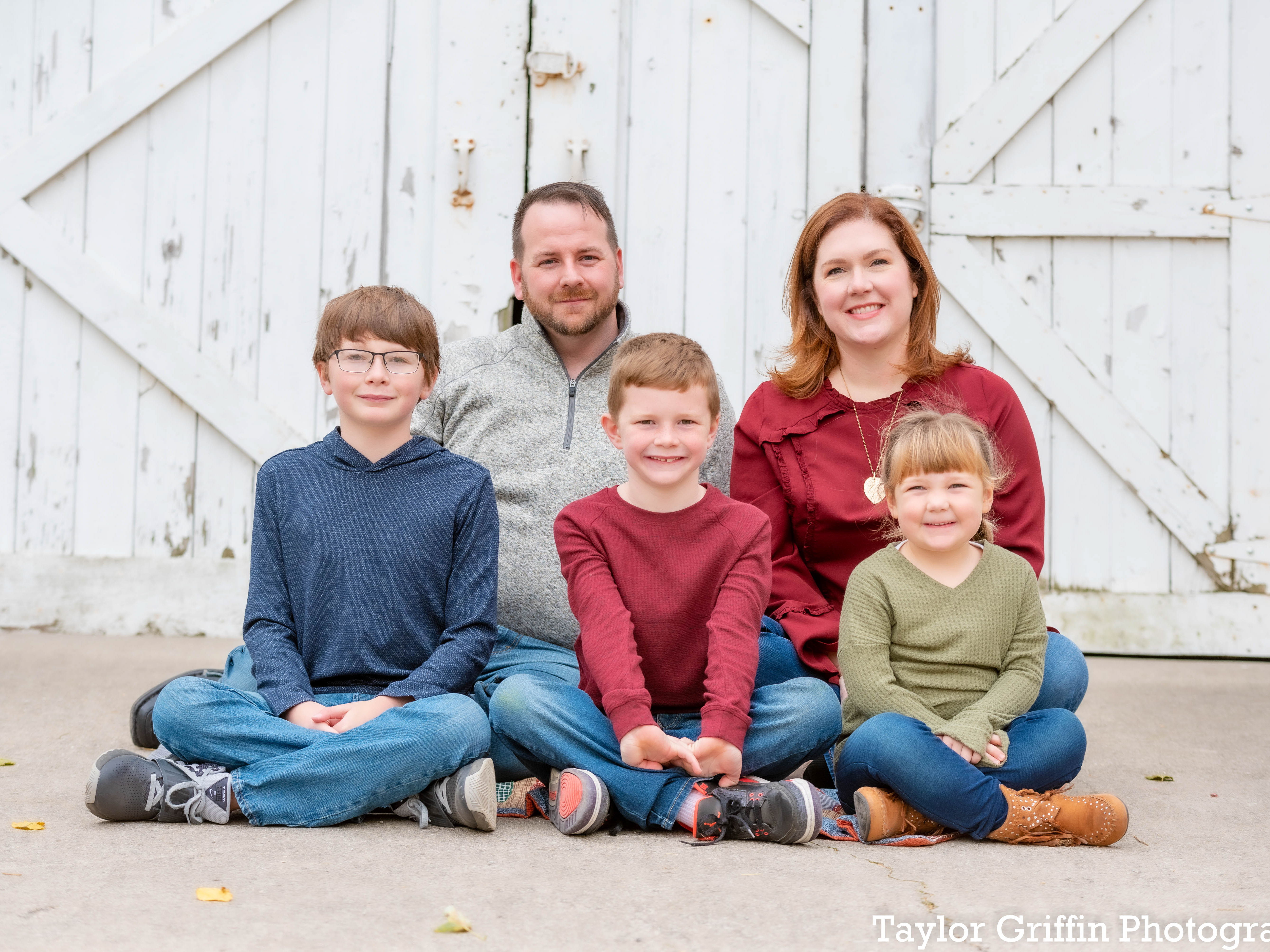 Taylor Griffin - Fall Family Photos