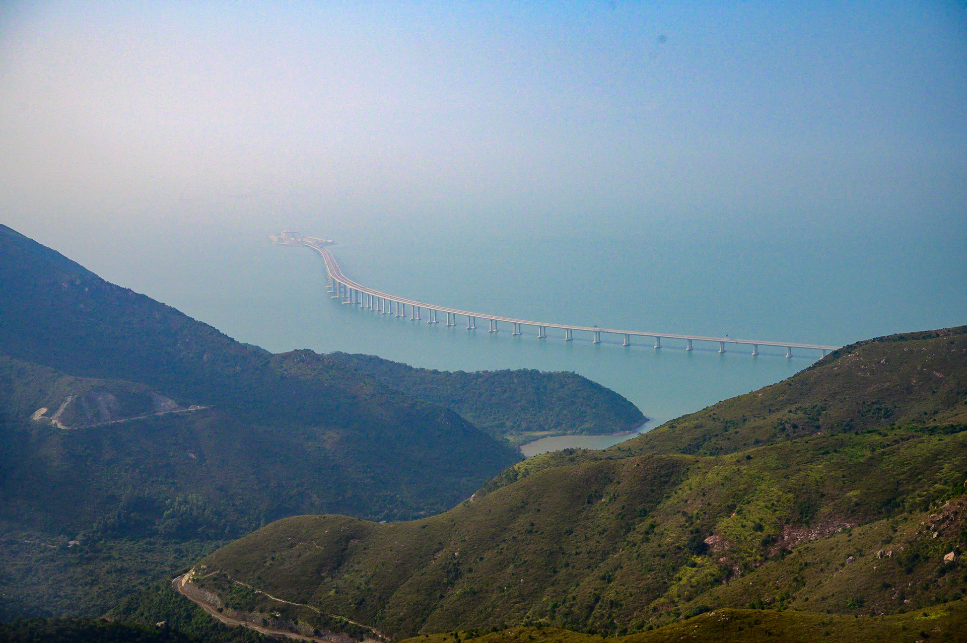 World's longest sea bridge (55km) Hong Kong-Zhuhai-Macao