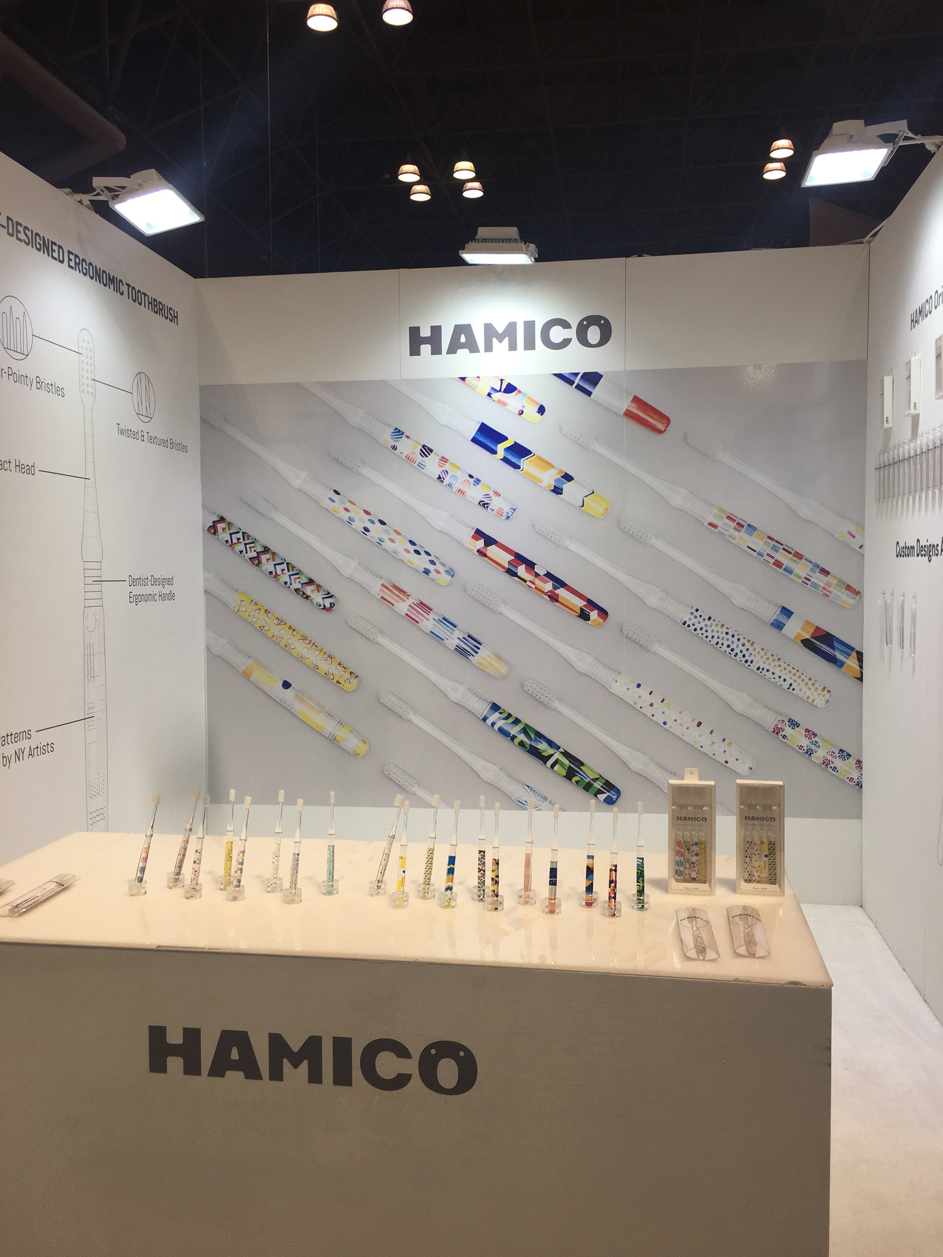 I was invited to the Javits Center in New York where the products launched at the NY NOW exhibition in 2017 and were exhibited again at the same event in 2018.