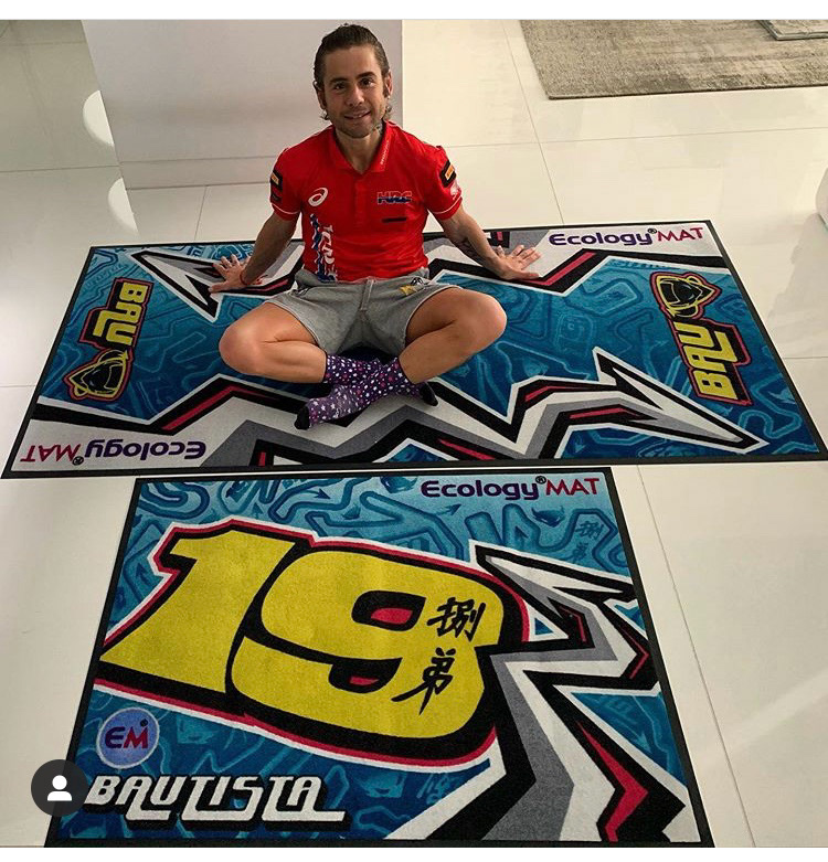 Variations of the design were used on mats for Alvaro Bautista in 2020.