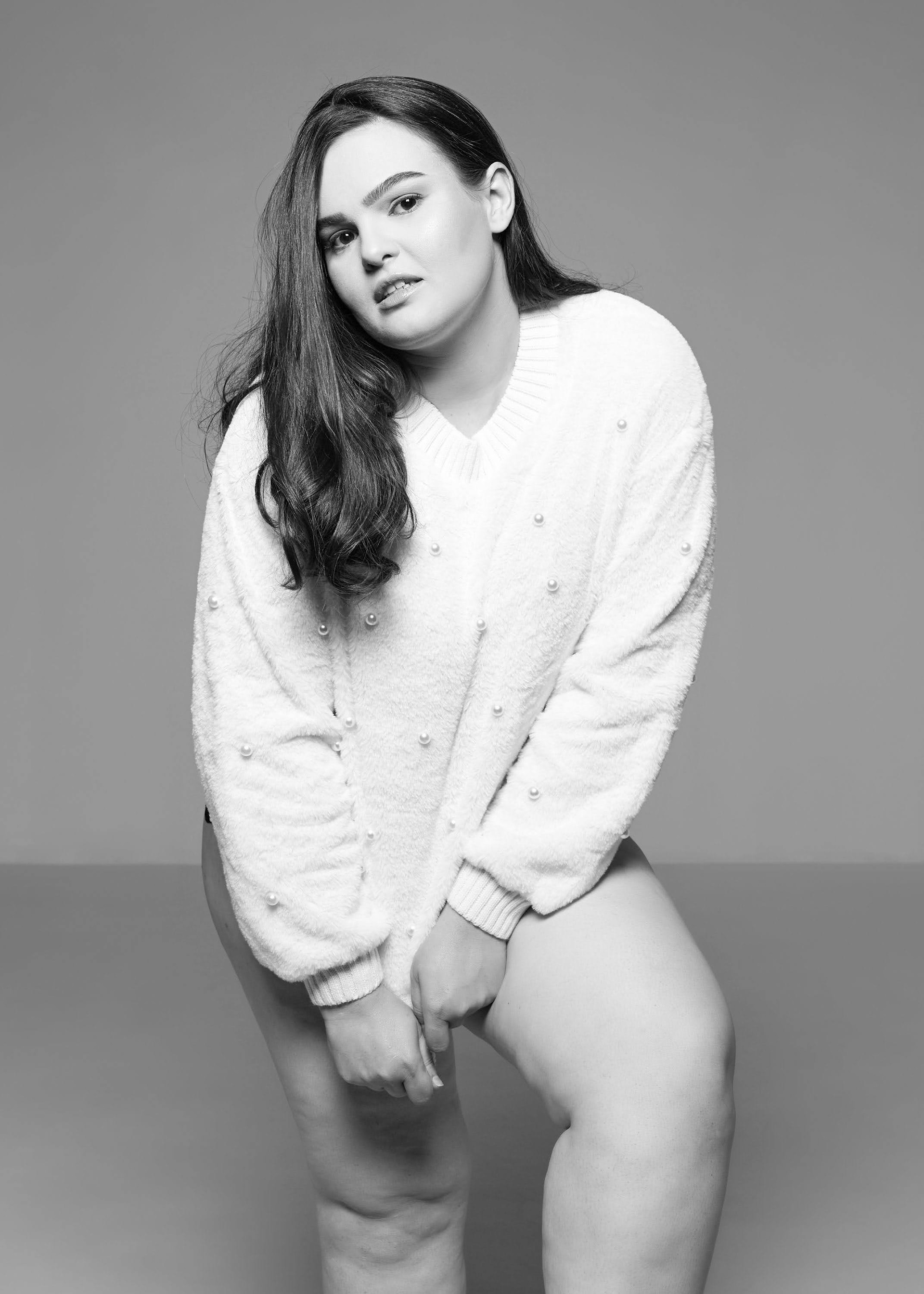 Ensaio fotográfico feminino em estúdio, em Videira/SC