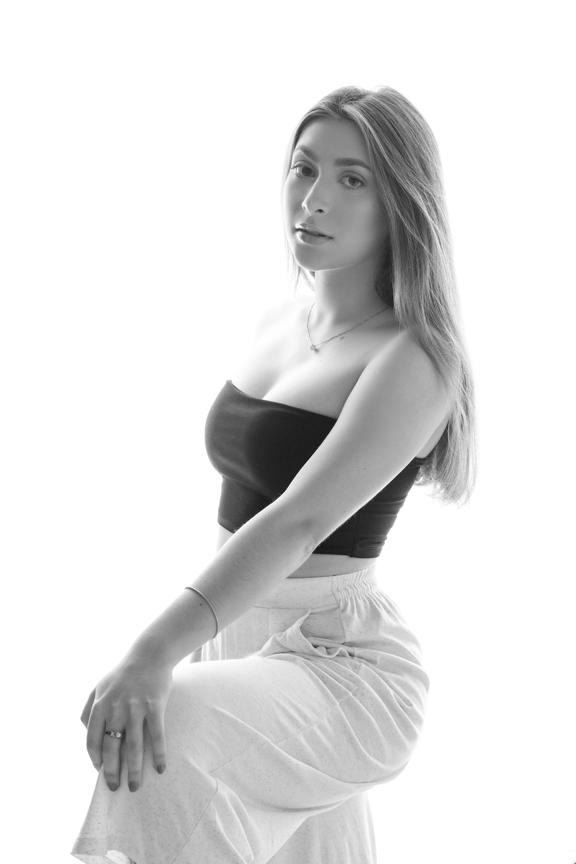 Ensaio fotográfico feminino em estúdio, em Videira/SC