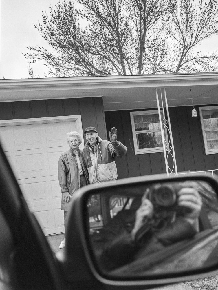 Leaving and waving, 12/2004
