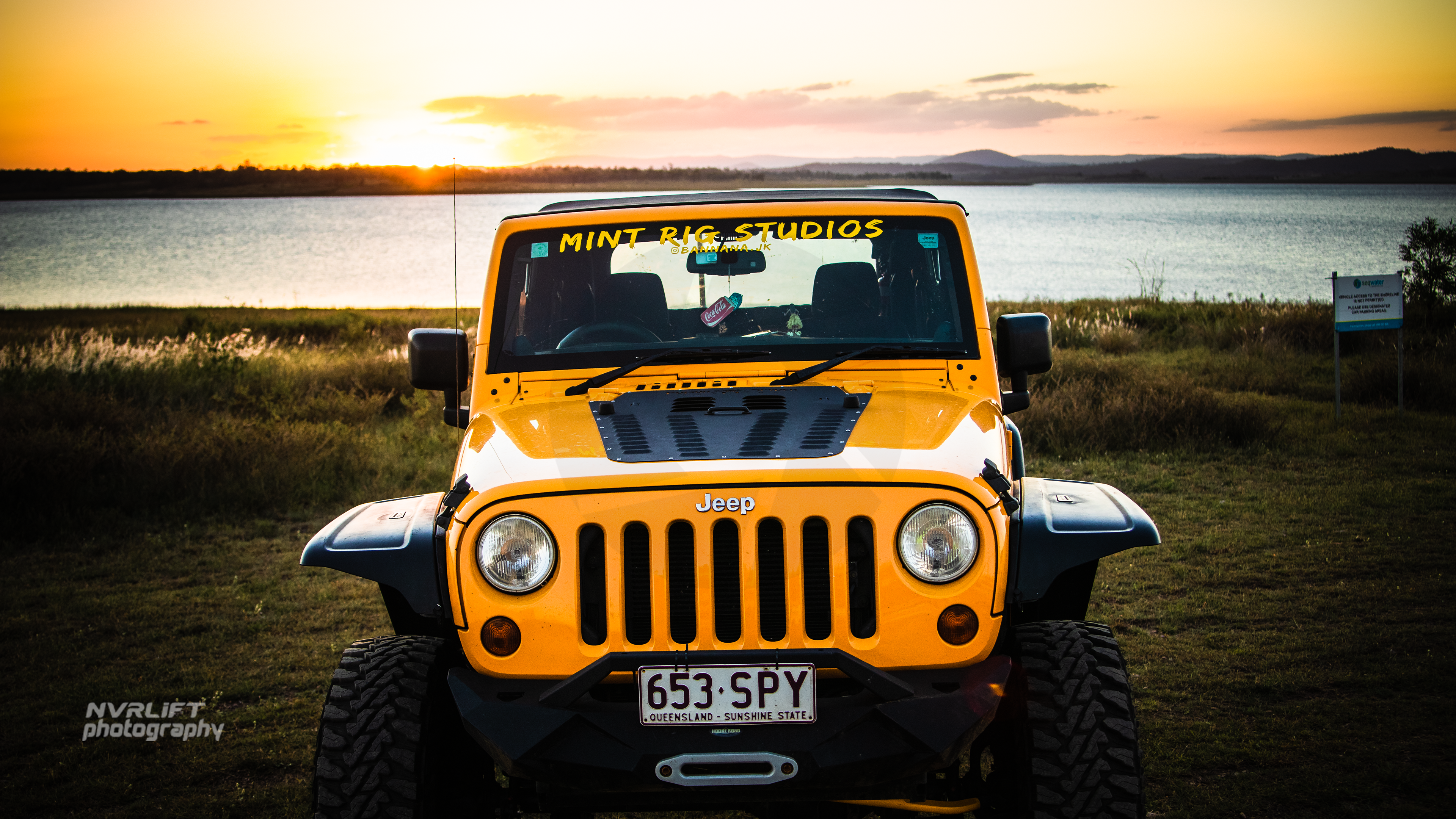 Jeep Wrangler - shot at Wivenhoe Dam.