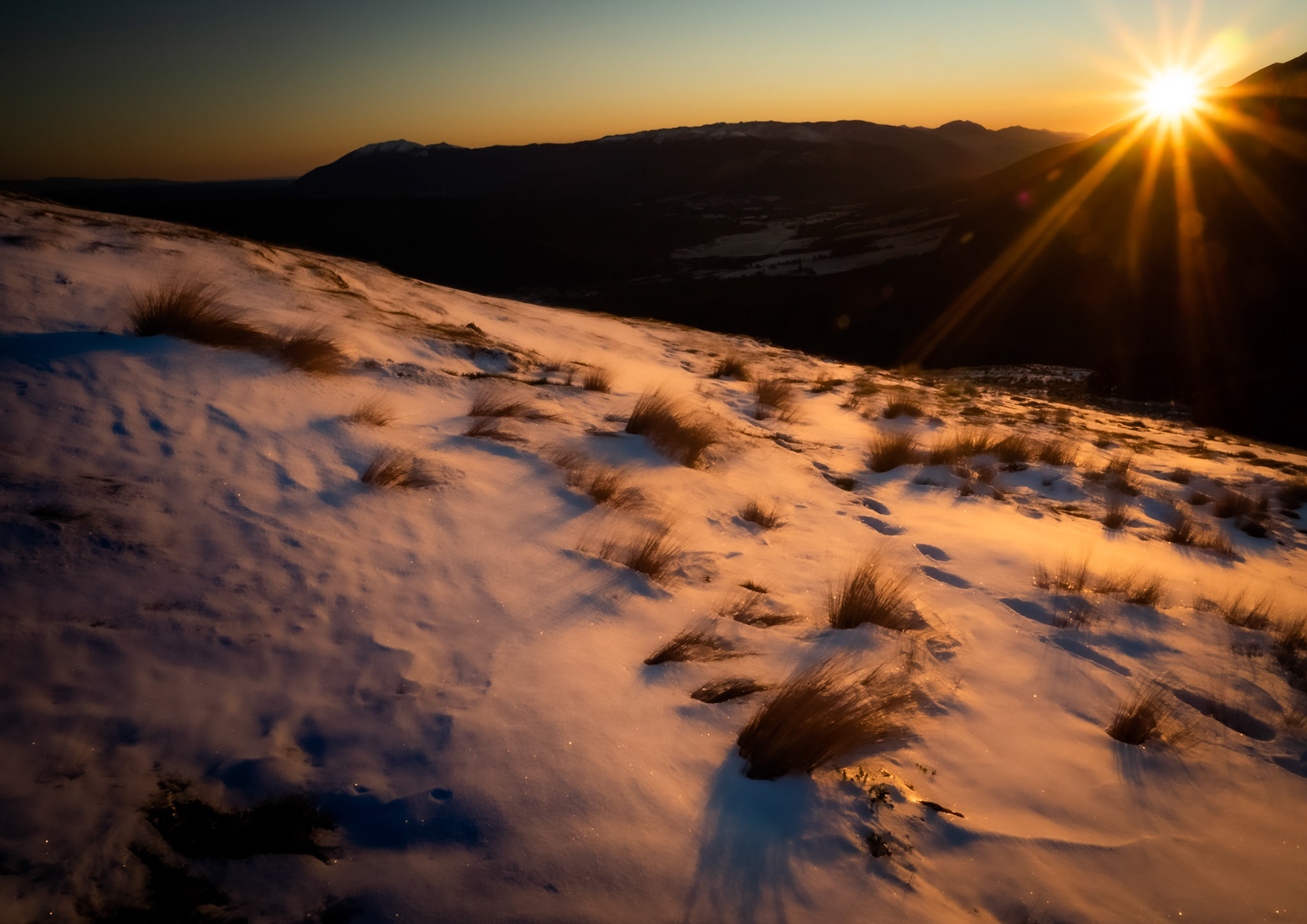 First light on Mt Robert
