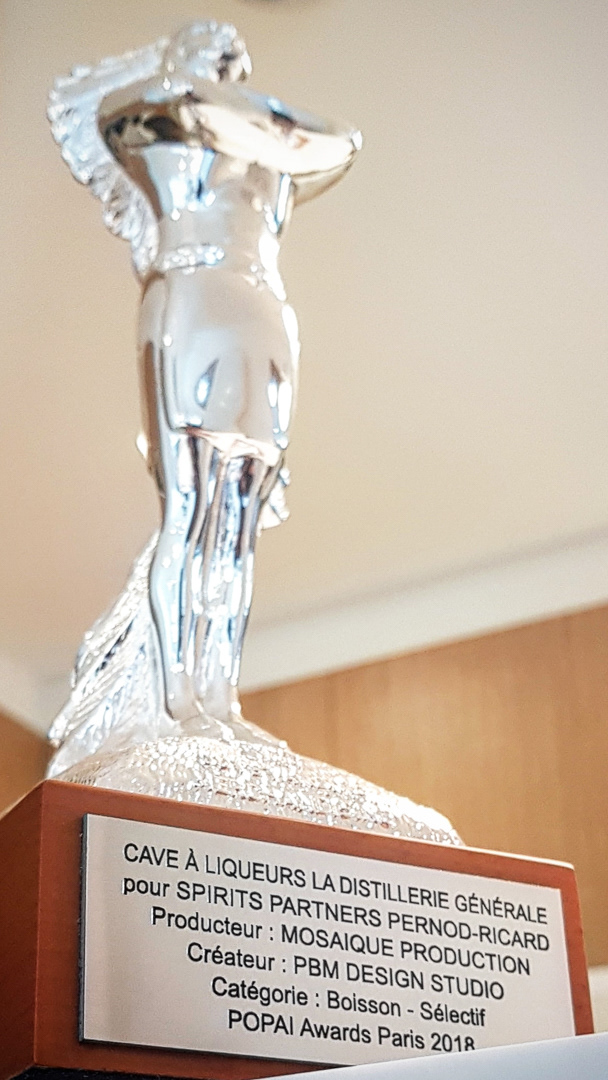 Popai d'argent avec pbm design Studio et Spirits partners