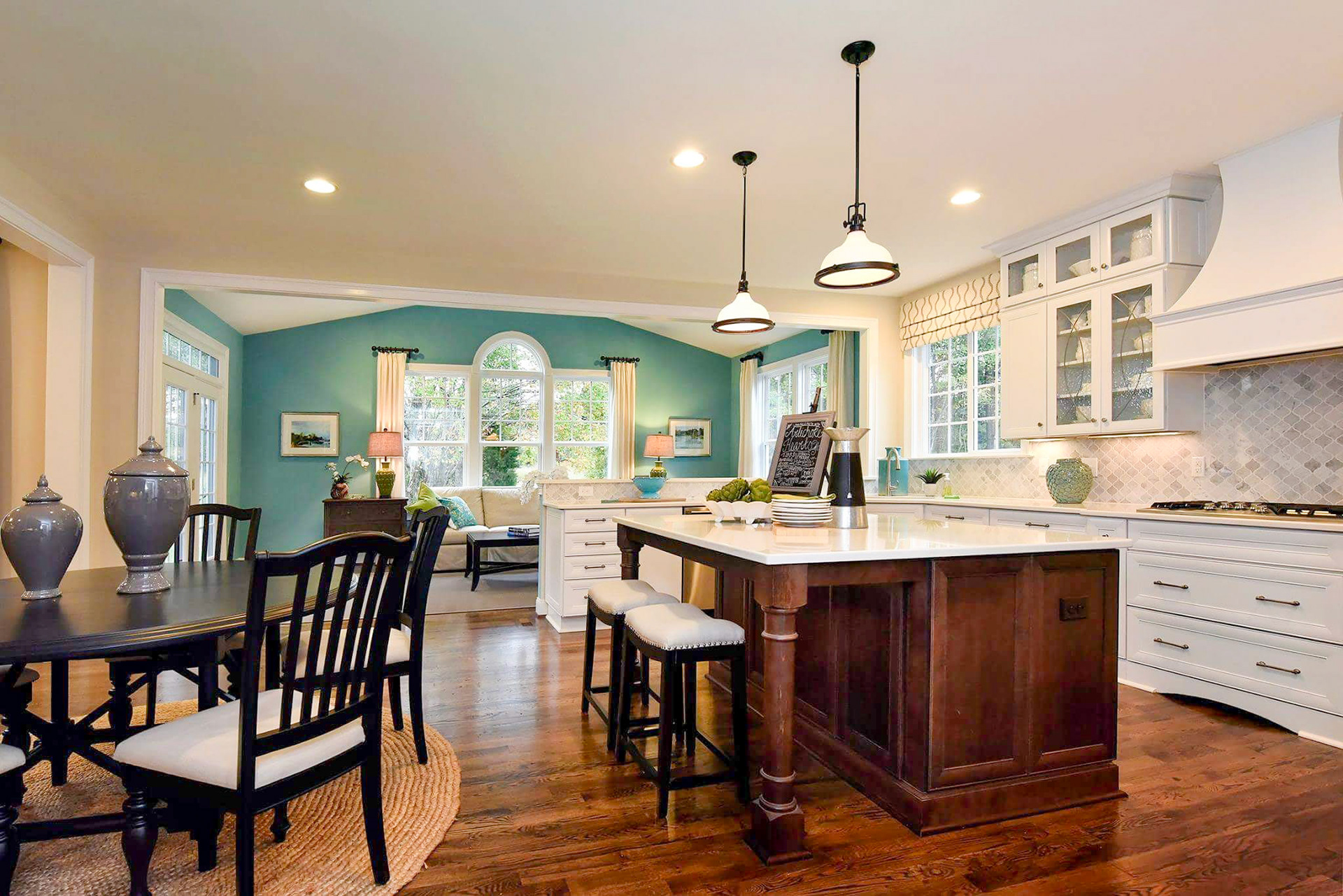 Personal Selections: Tile, flooring, and lighting. Other selections made by Model Home Interiors. Photo Credit: Stanley Martin Homes.