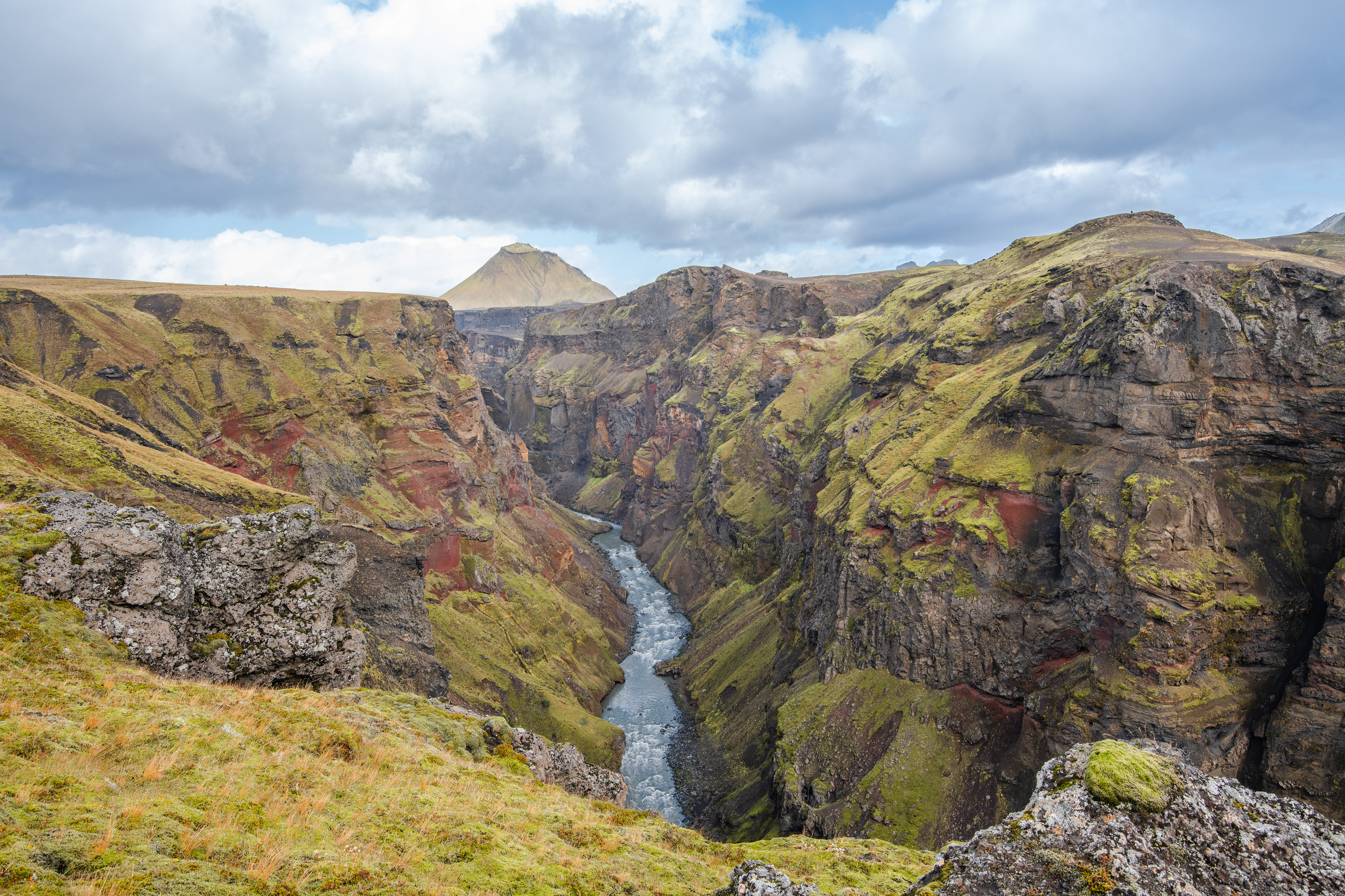 It has been determined by geologists that the canyon was formed in one major flood when the Katla volcano erupted